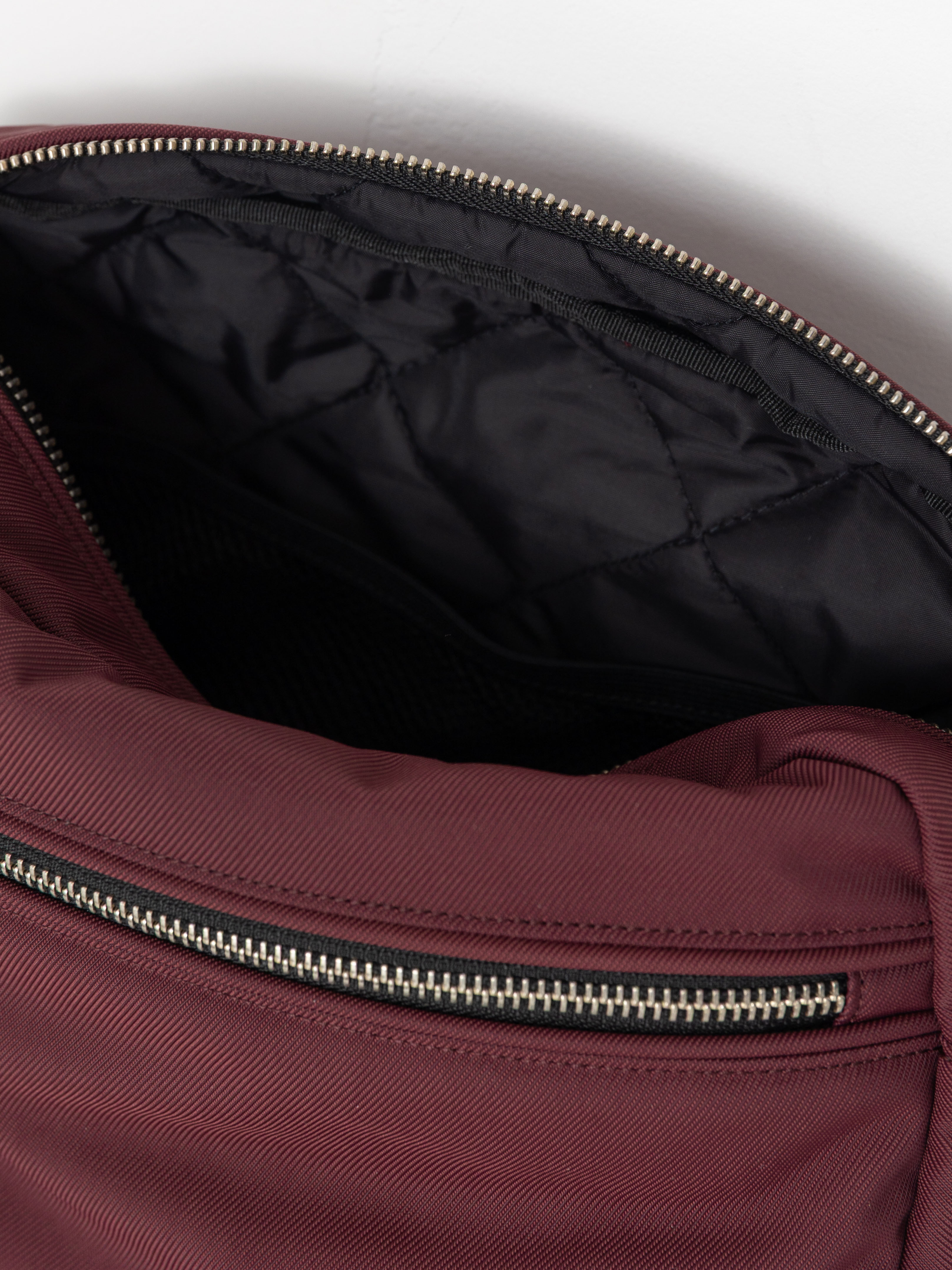 Kézitáska Carhartt WIP Leroy (rondo)