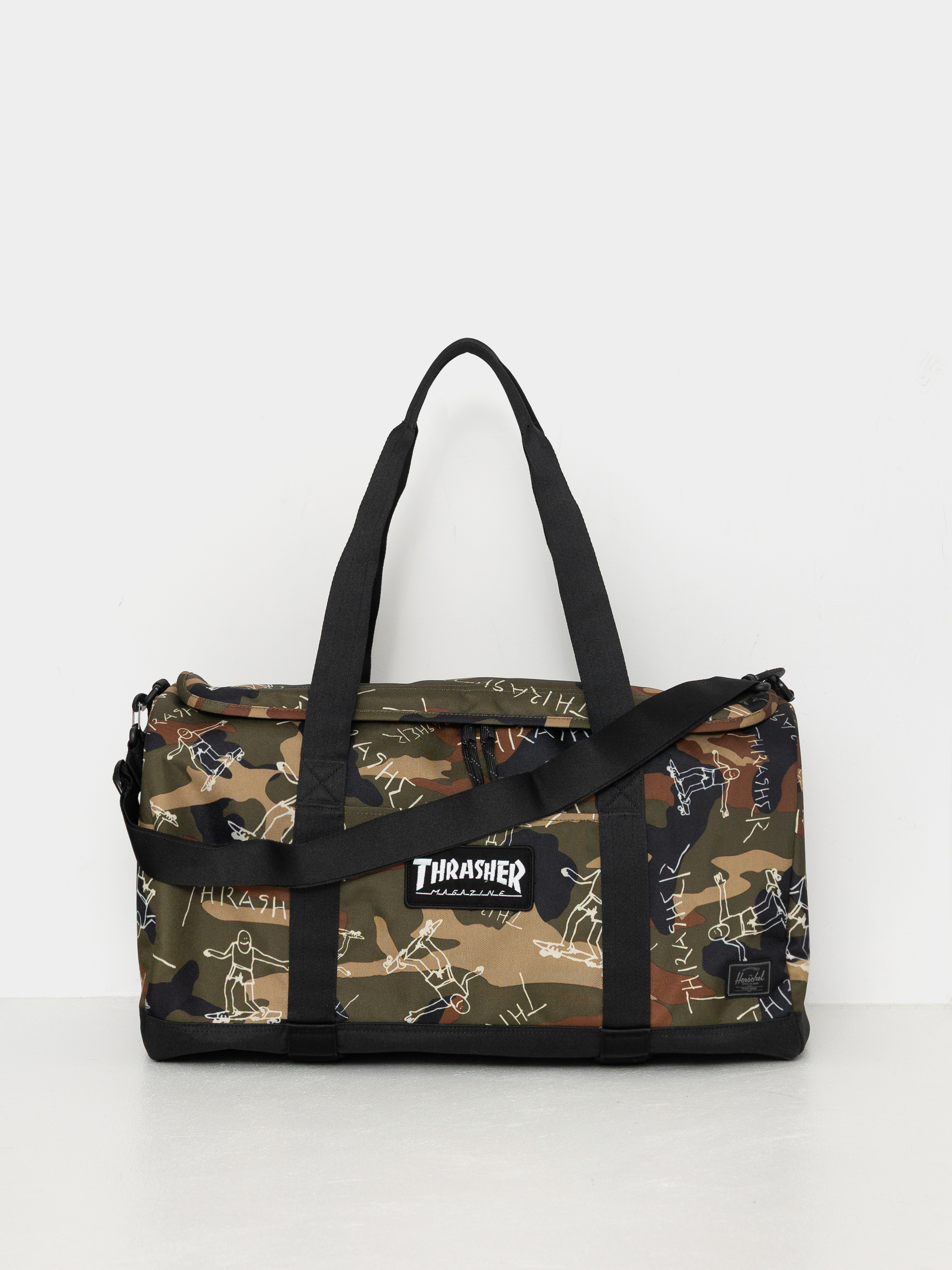Herschel Supply Co. X Thrasher Gonz Heritage Skate Duffle Táska (woodland camo)