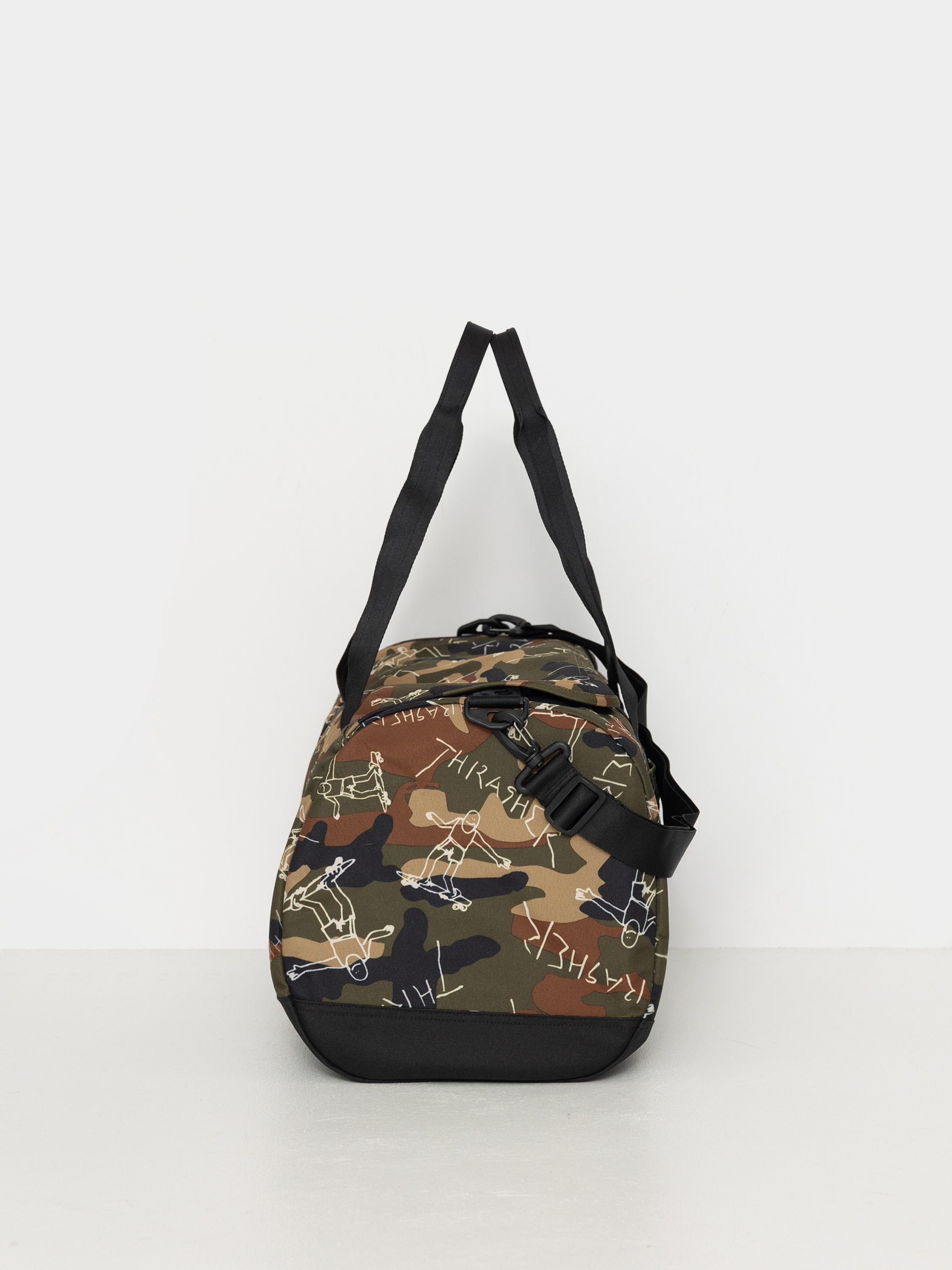 Herschel Supply Co. X Thrasher Gonz Heritage Skate Duffle Táska (woodland camo)
