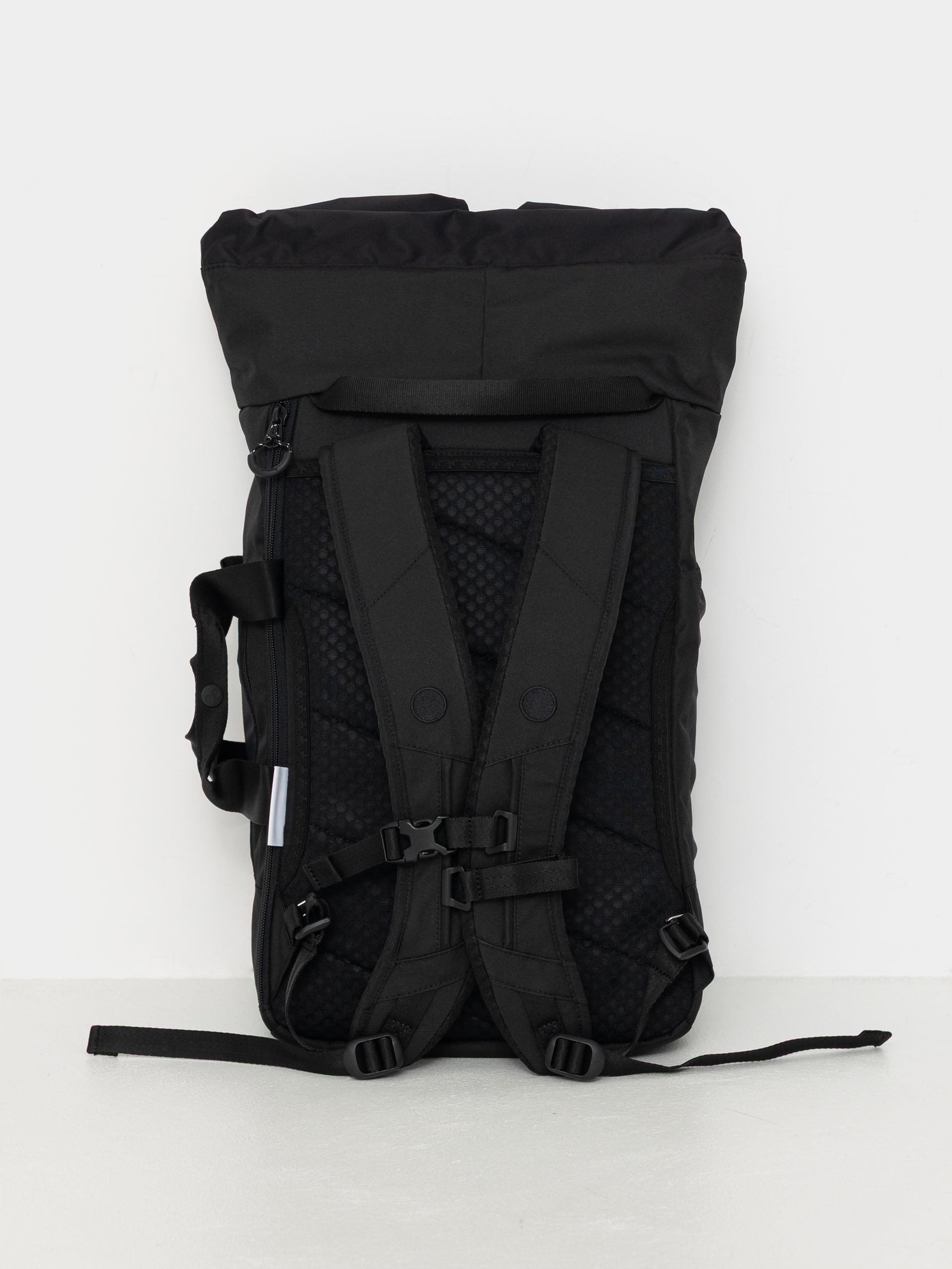 PinqPonq Blok Medium Hátizsák (rooted black)