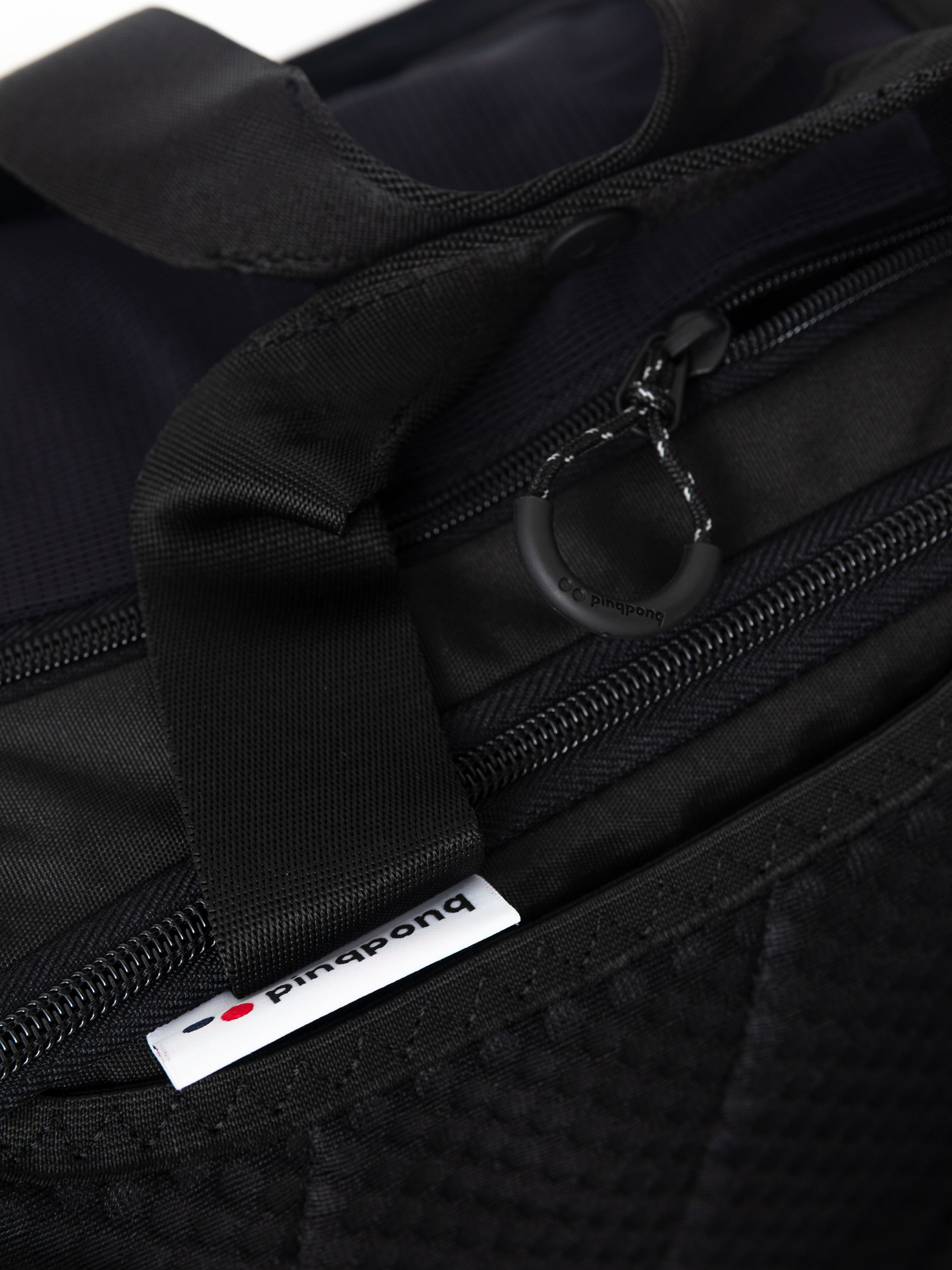 PinqPonq Blok Medium Hátizsák (rooted black)