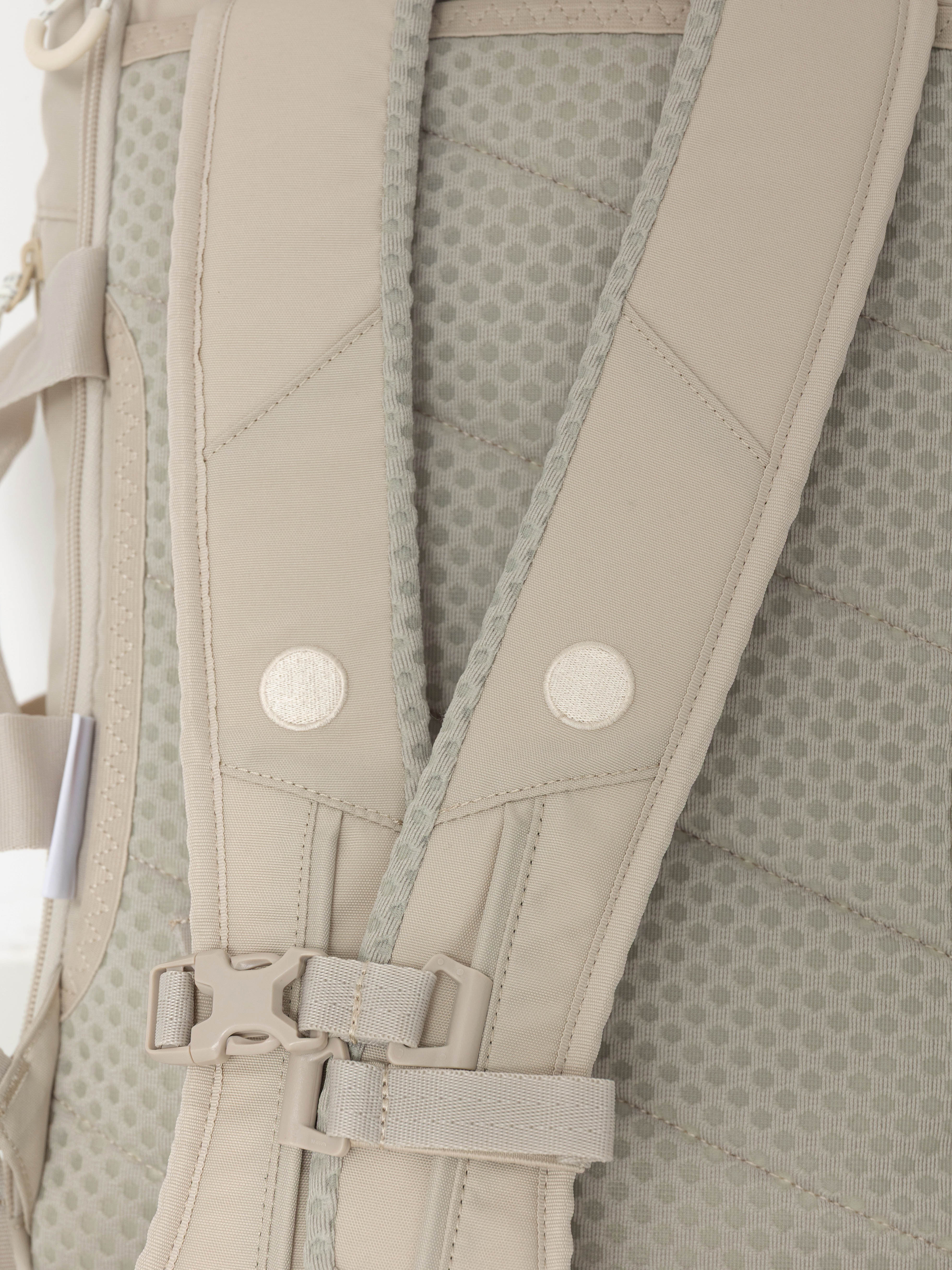 PinqPonq Blok Medium Hátizsák (cliff beige)