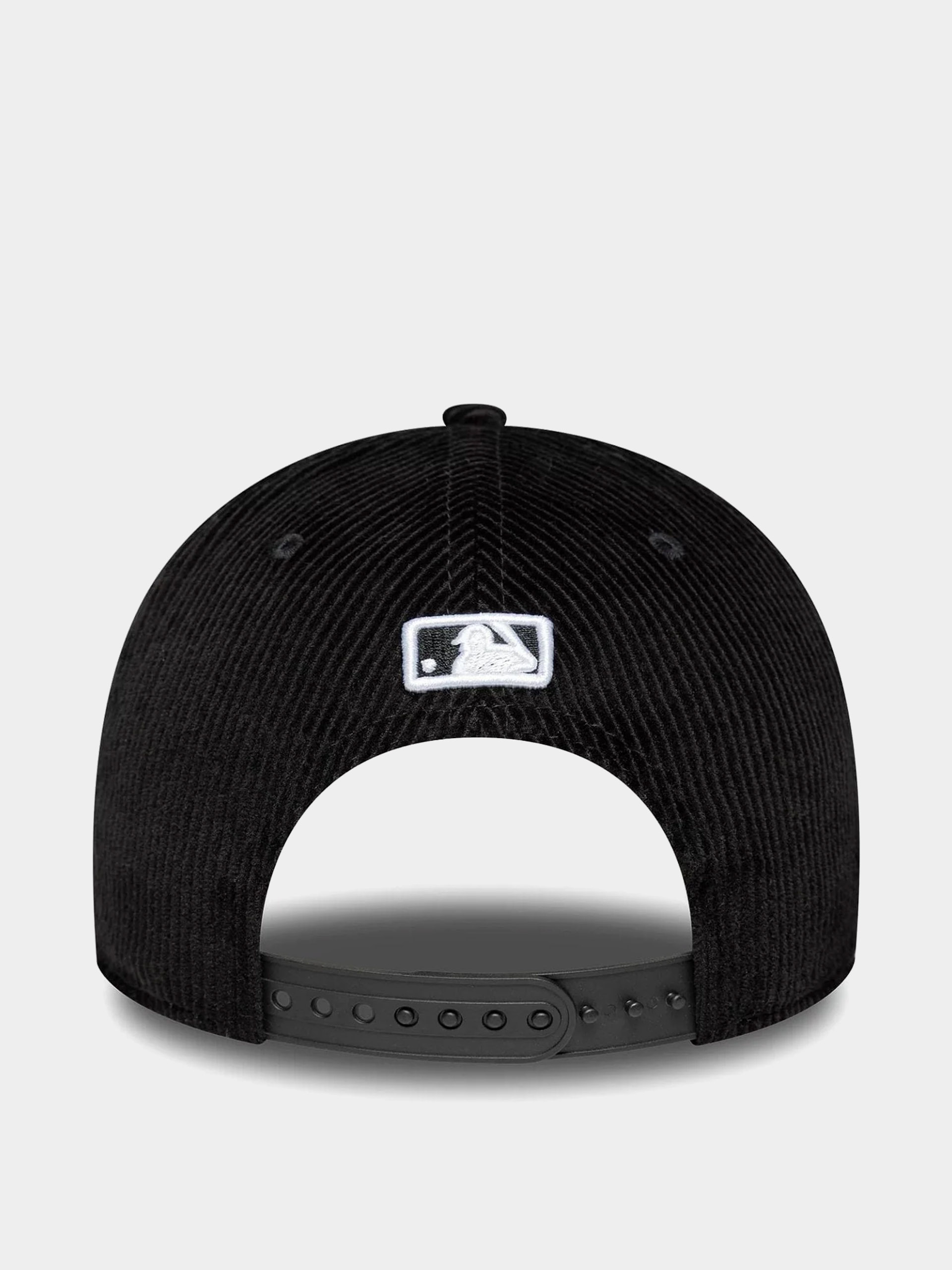 Baseball sapka New Era Cord 9Forty Mcrown New York Yankees (black)