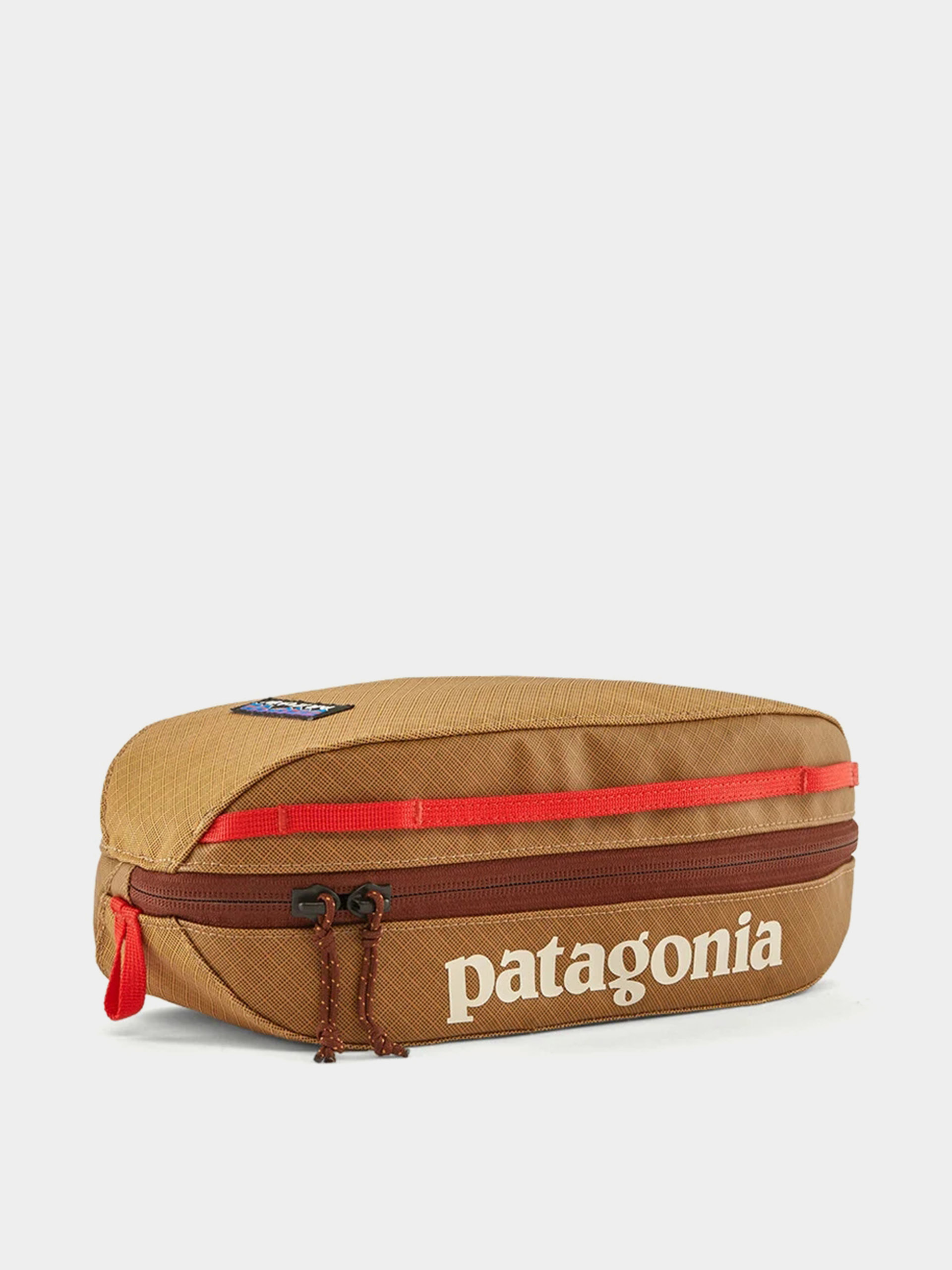 Kozmetikai táska Patagonia Black Hole Cube 3L (talon gold)