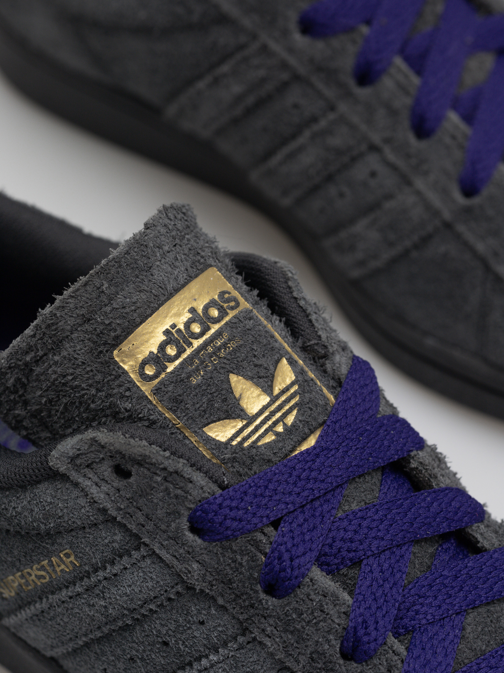 adidas Superstar Adv Cipők (carbon/carbon/cpurpl)