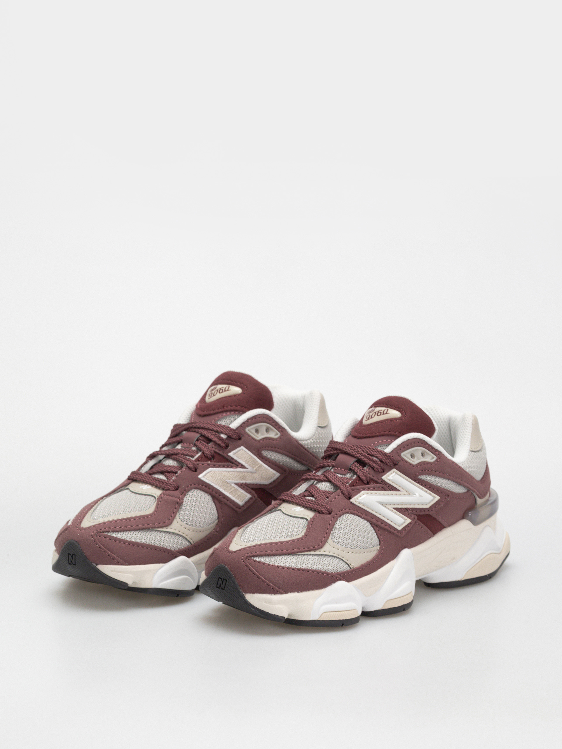 New Balance 9060 JR Cipők (washed burgundy)