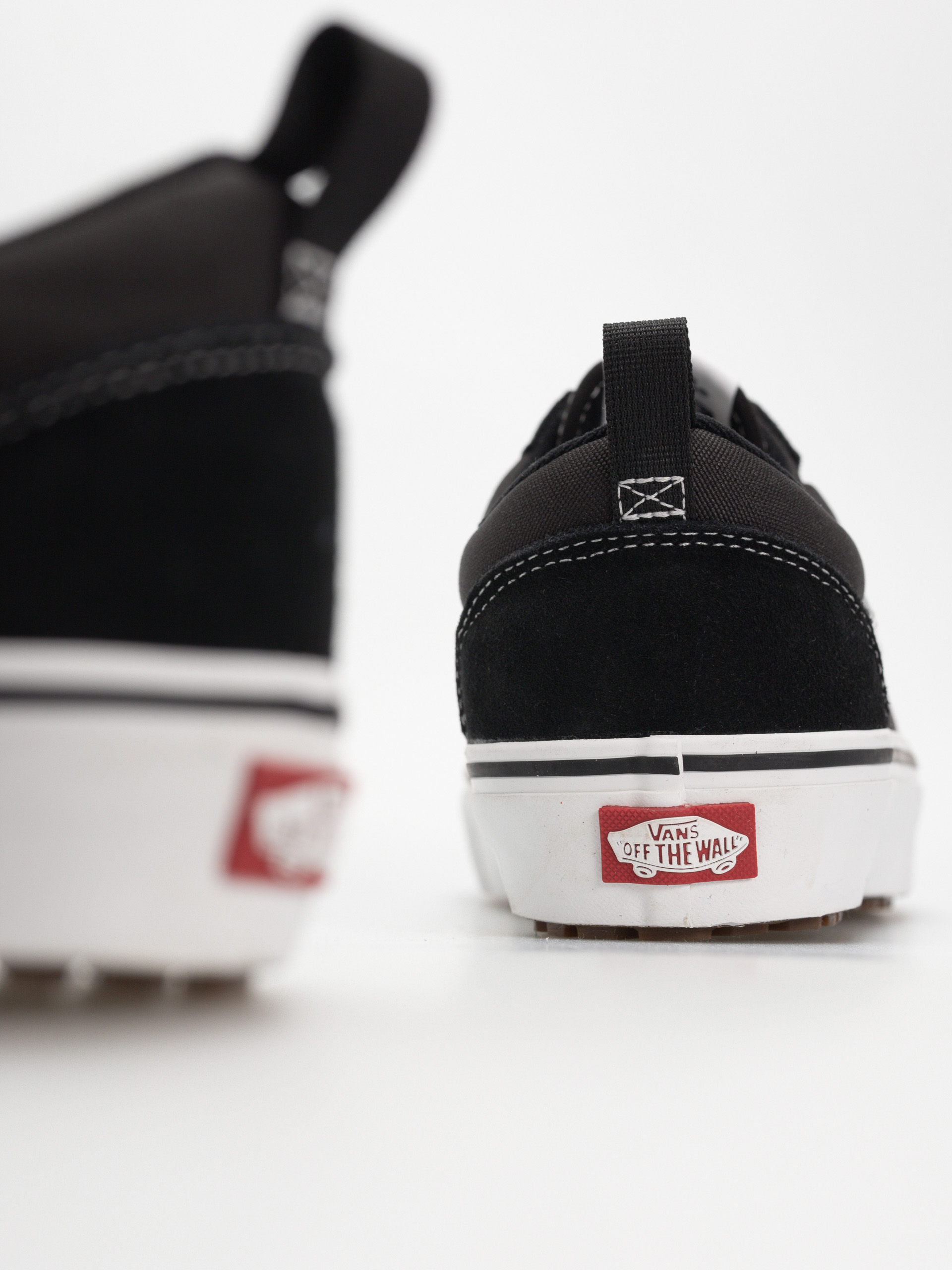 Vans Mte Old Skool Insulated Cipők (black/white)