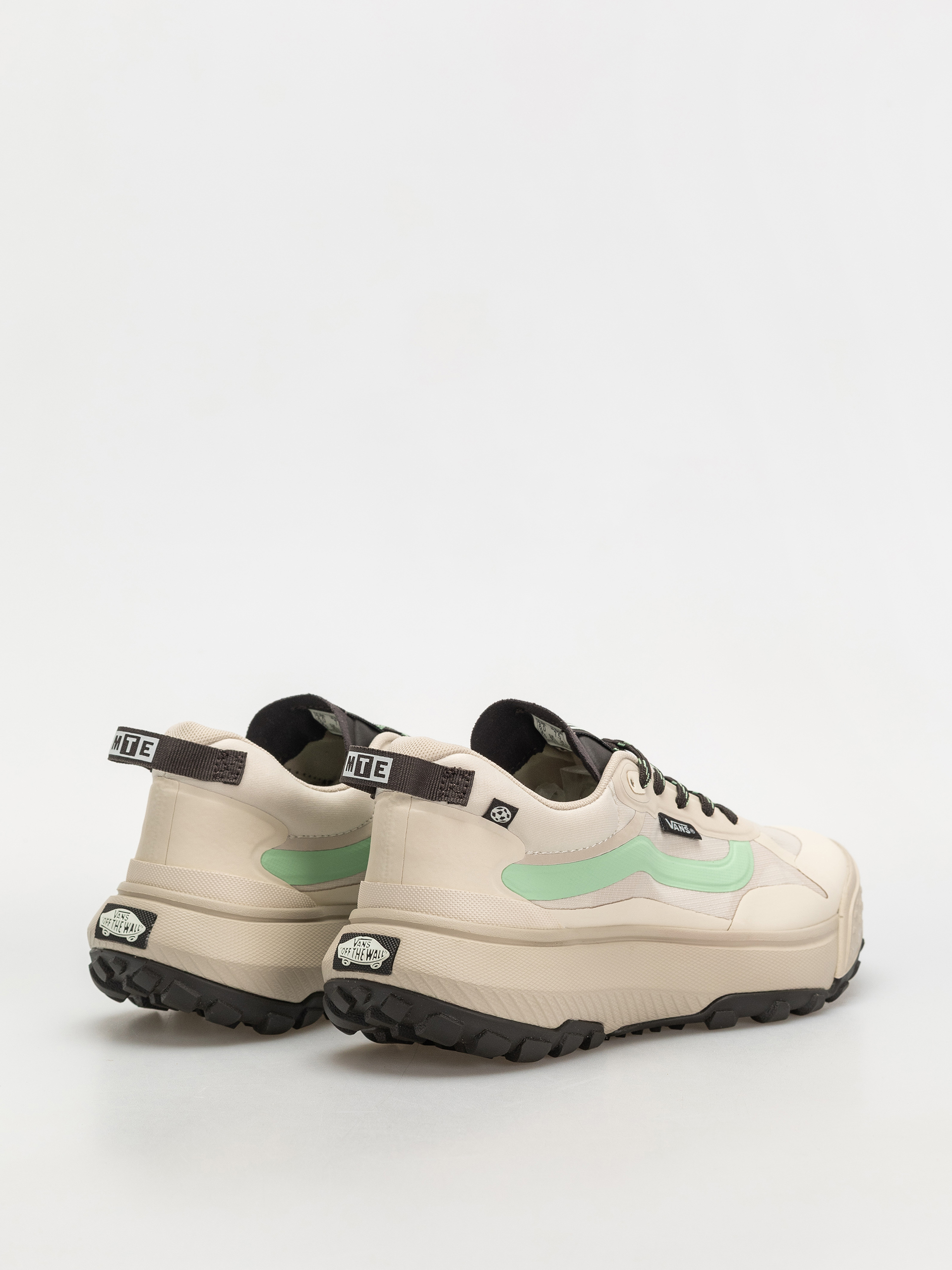 Vans Mte Crosspath Cipők (white/multi)