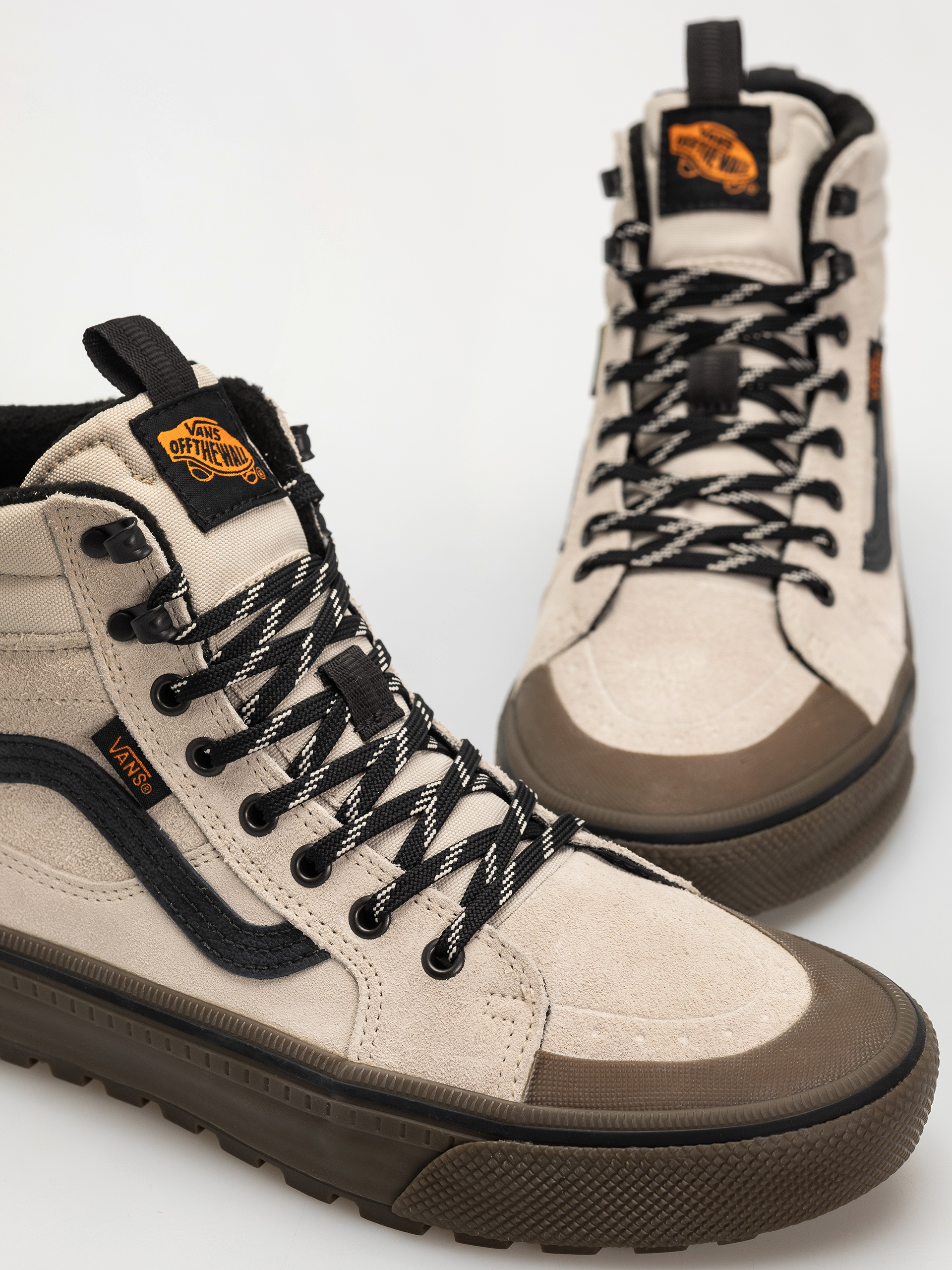 Vans Mte Sk8 Hi Waterproof Insulated Cipők (oatmeal/black)