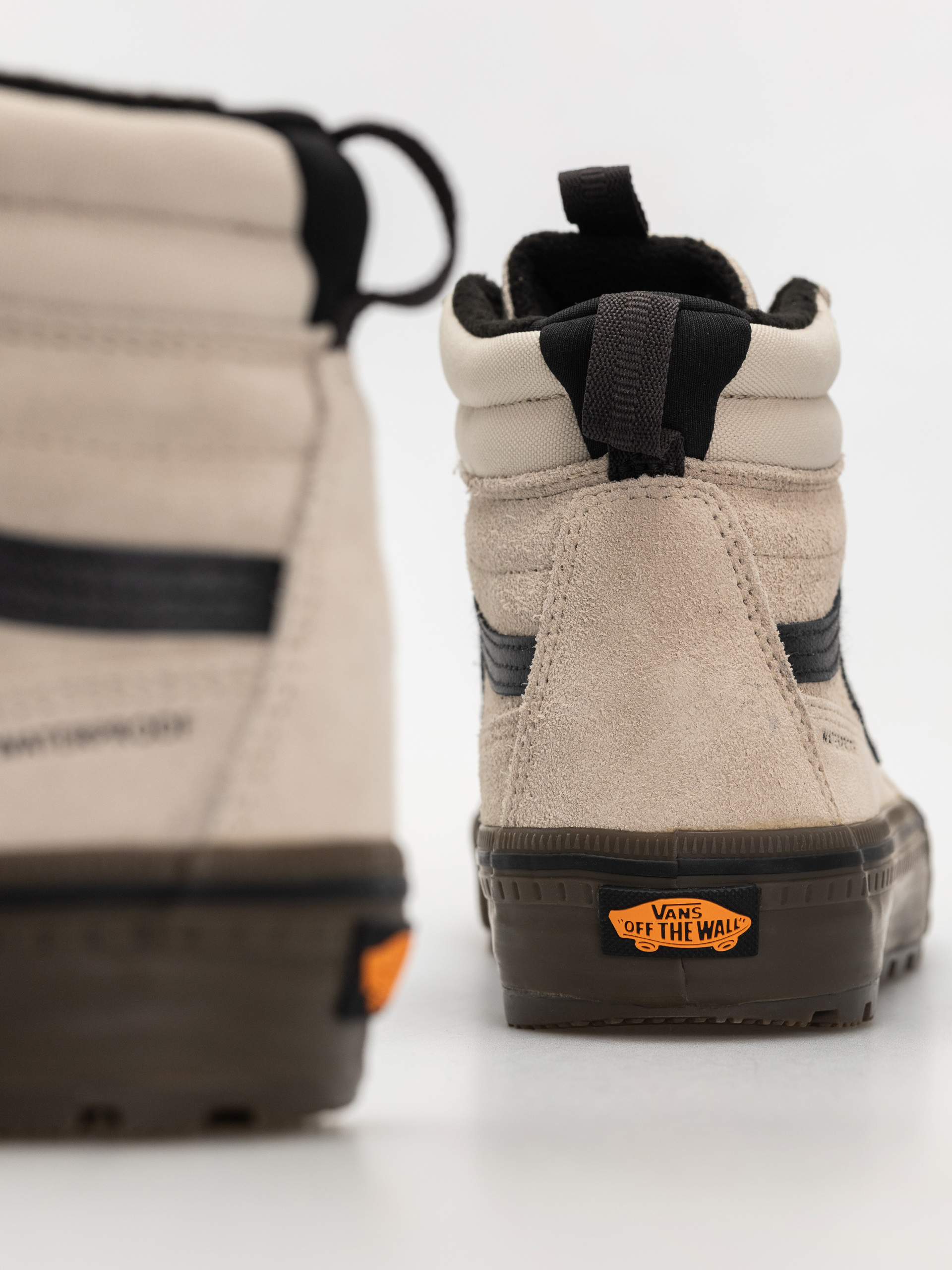 Vans Mte Sk8 Hi Waterproof Insulated Cipők (oatmeal/black)