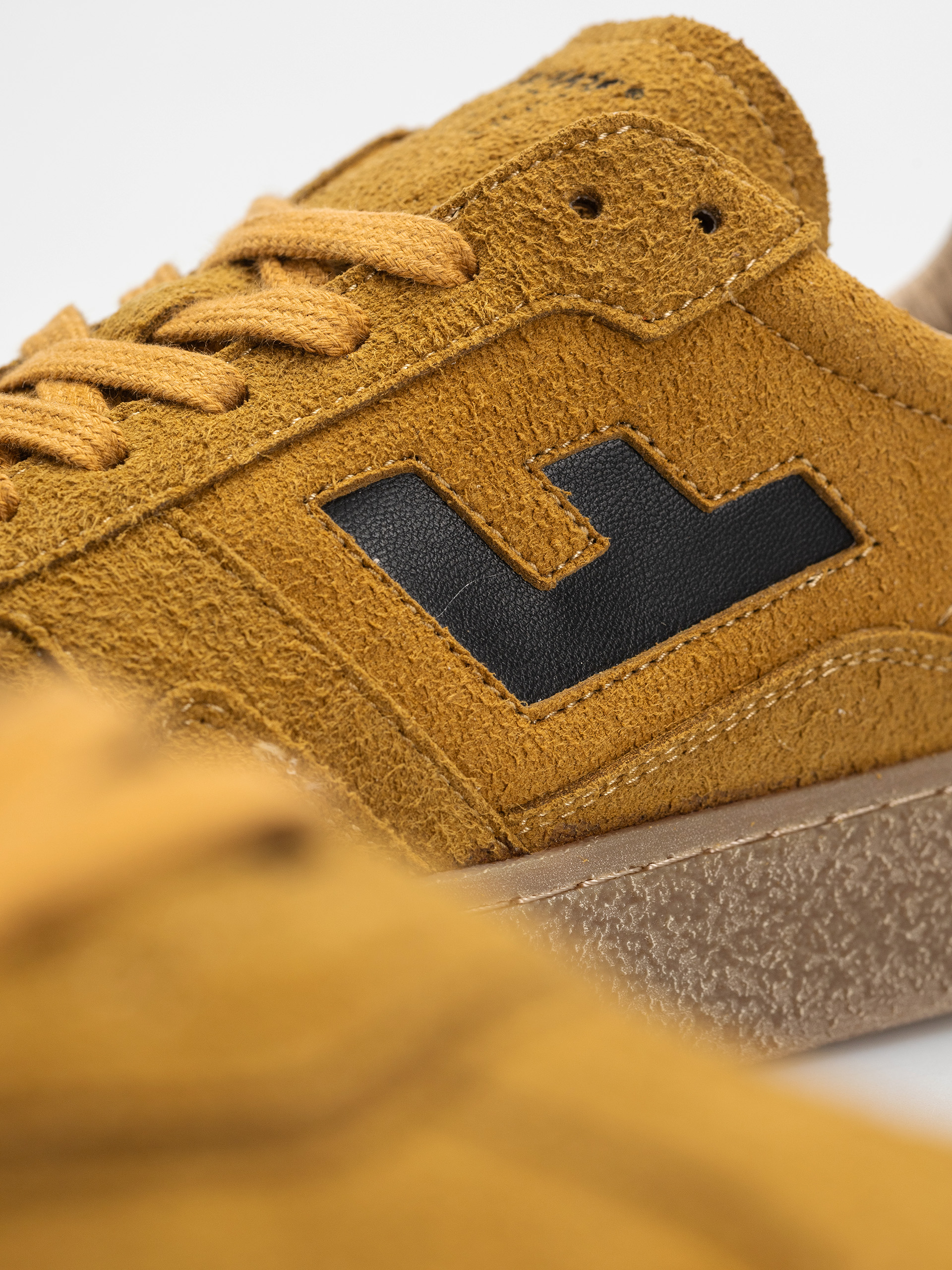 Flamingos Life Burela Bold Cipők (hairy suede curry)