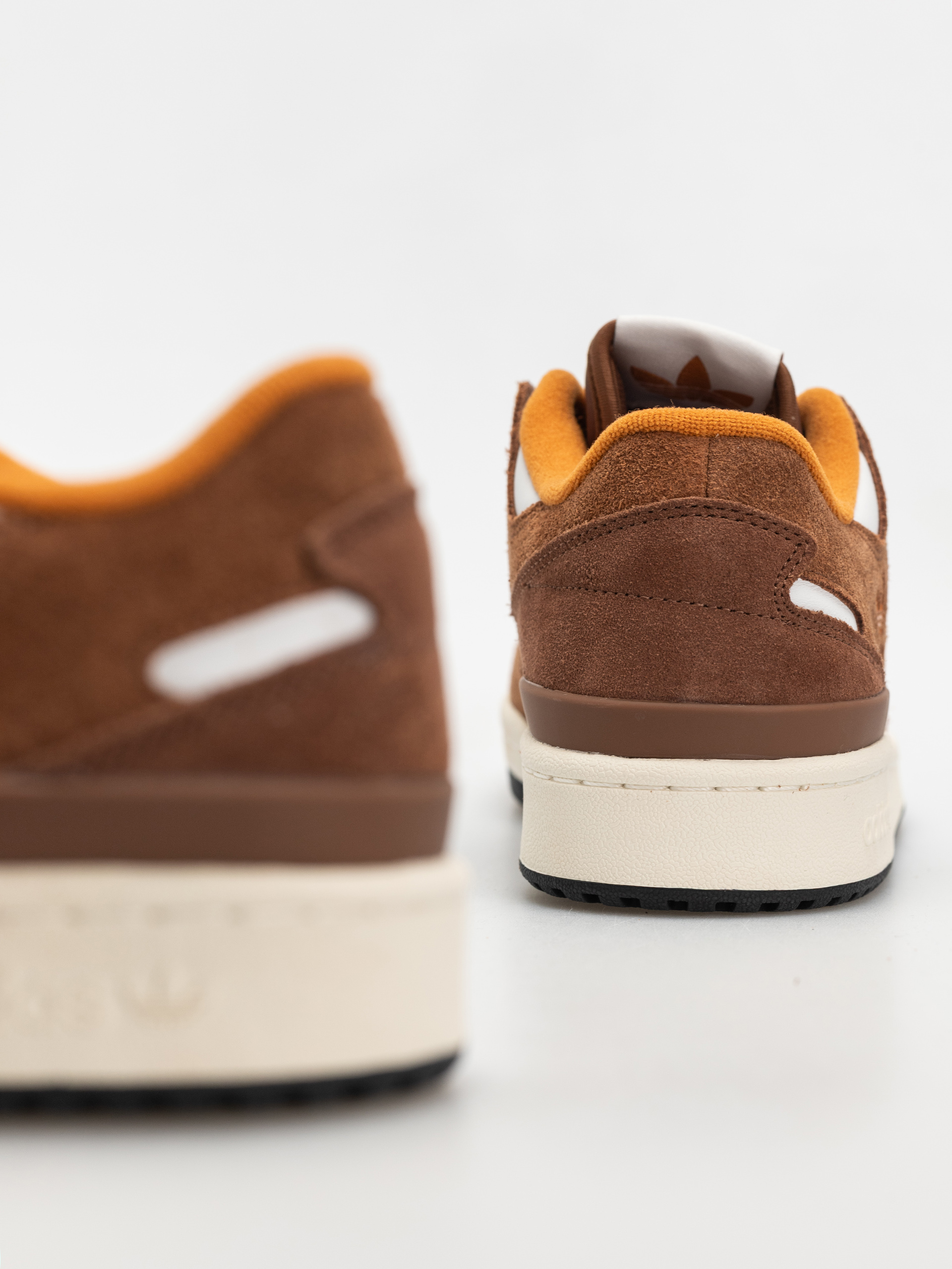 adidas Forum 84 Low Adv Cipők (crywht/cblack/rusora)