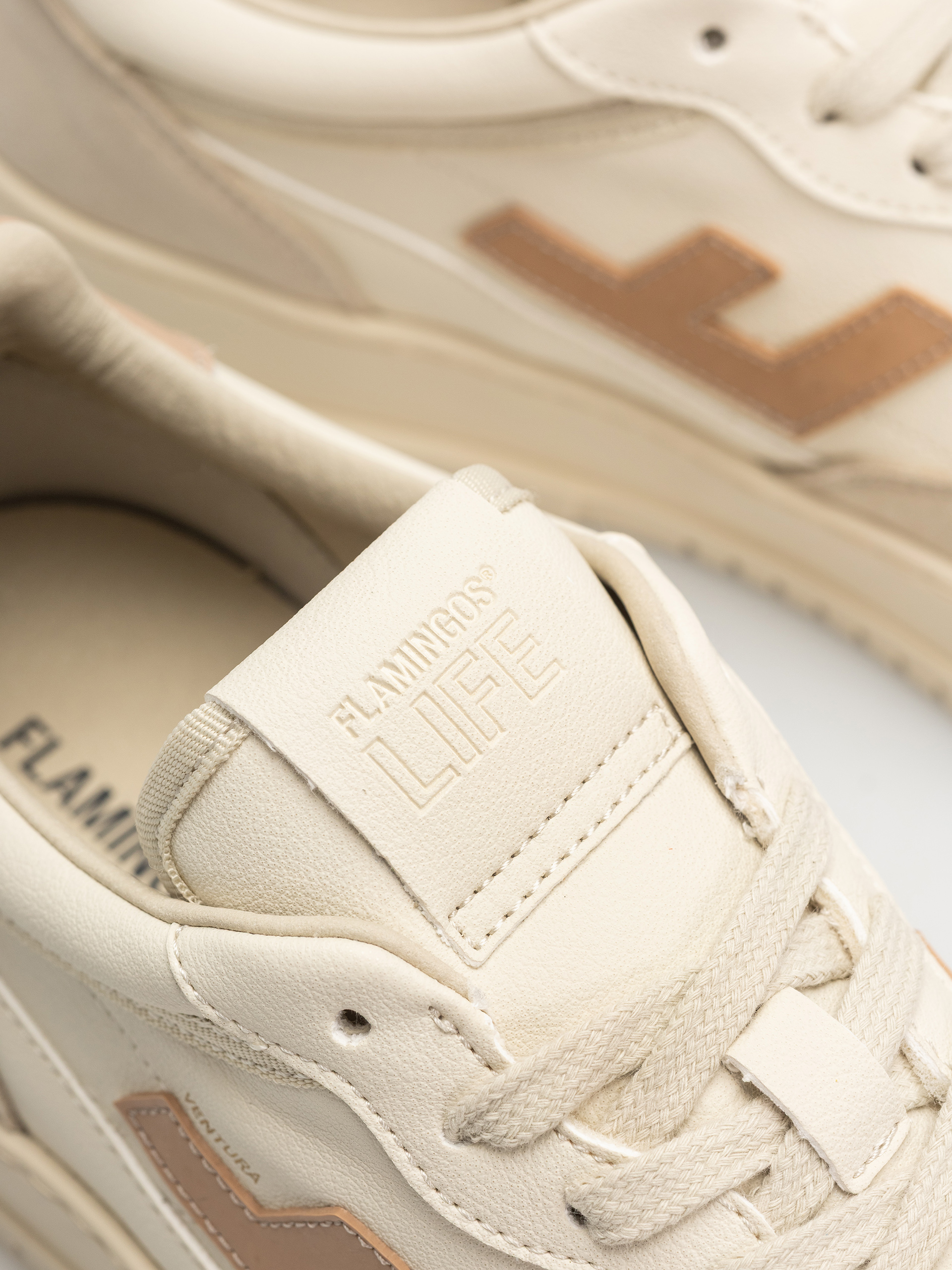 Cipők Flamingos Life Ventura (brush cream)