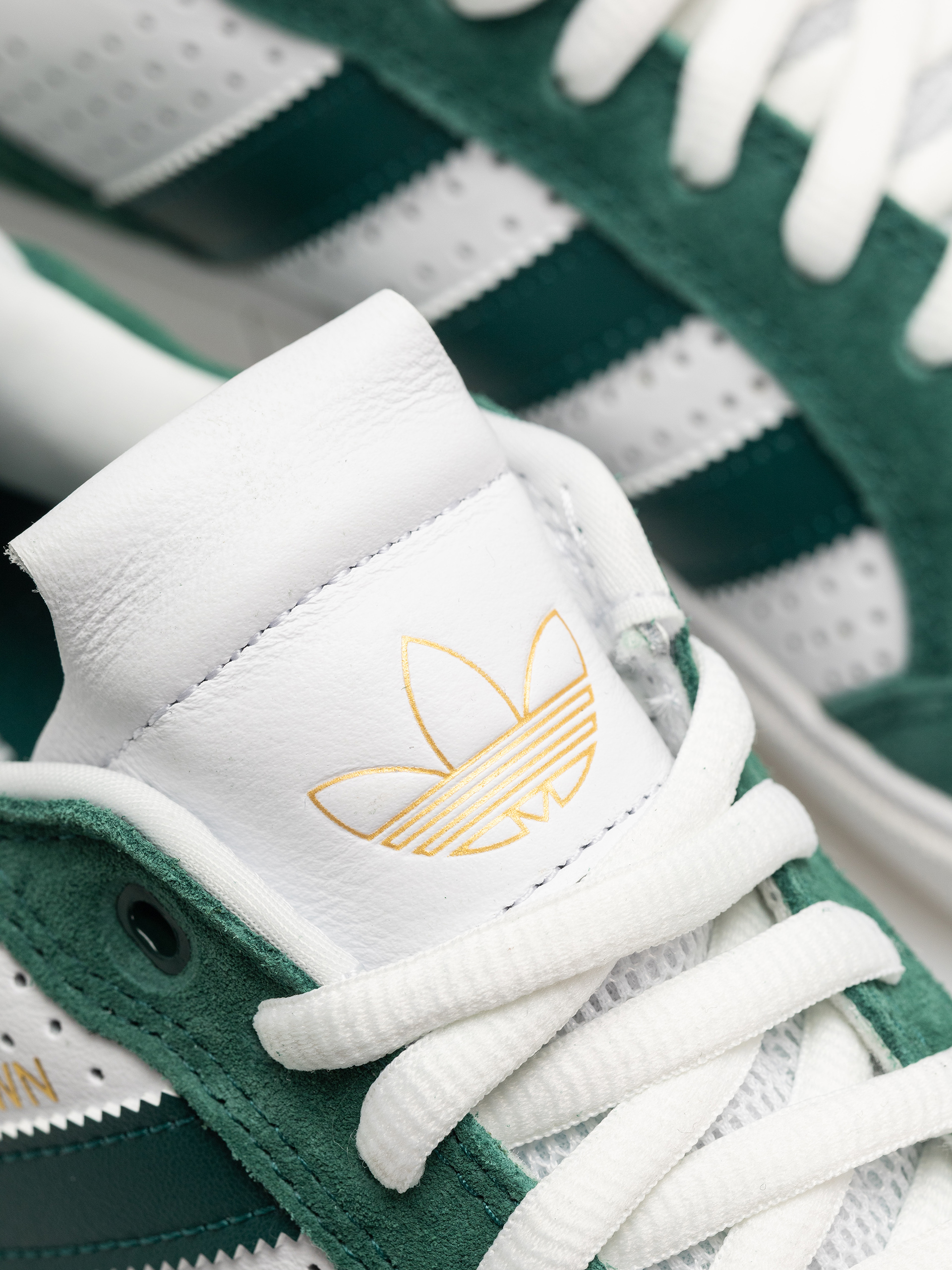 Cipők adidas Tyshawn Low (cgreen/cgreen/ftwwht)