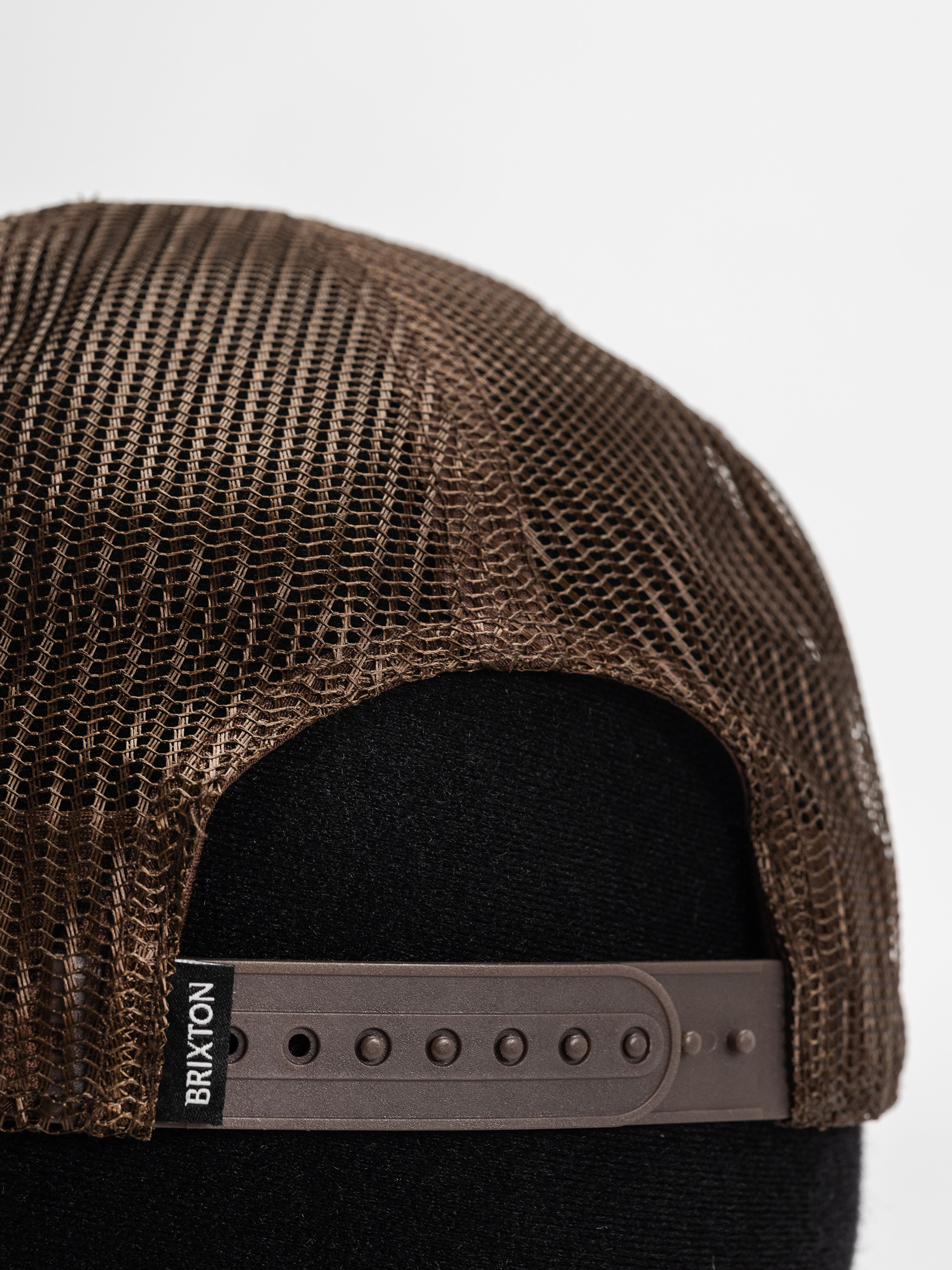 Baseball sapka Brixton Out After Dark Np Trucker H Wmn (pinecone brown/whitecap)