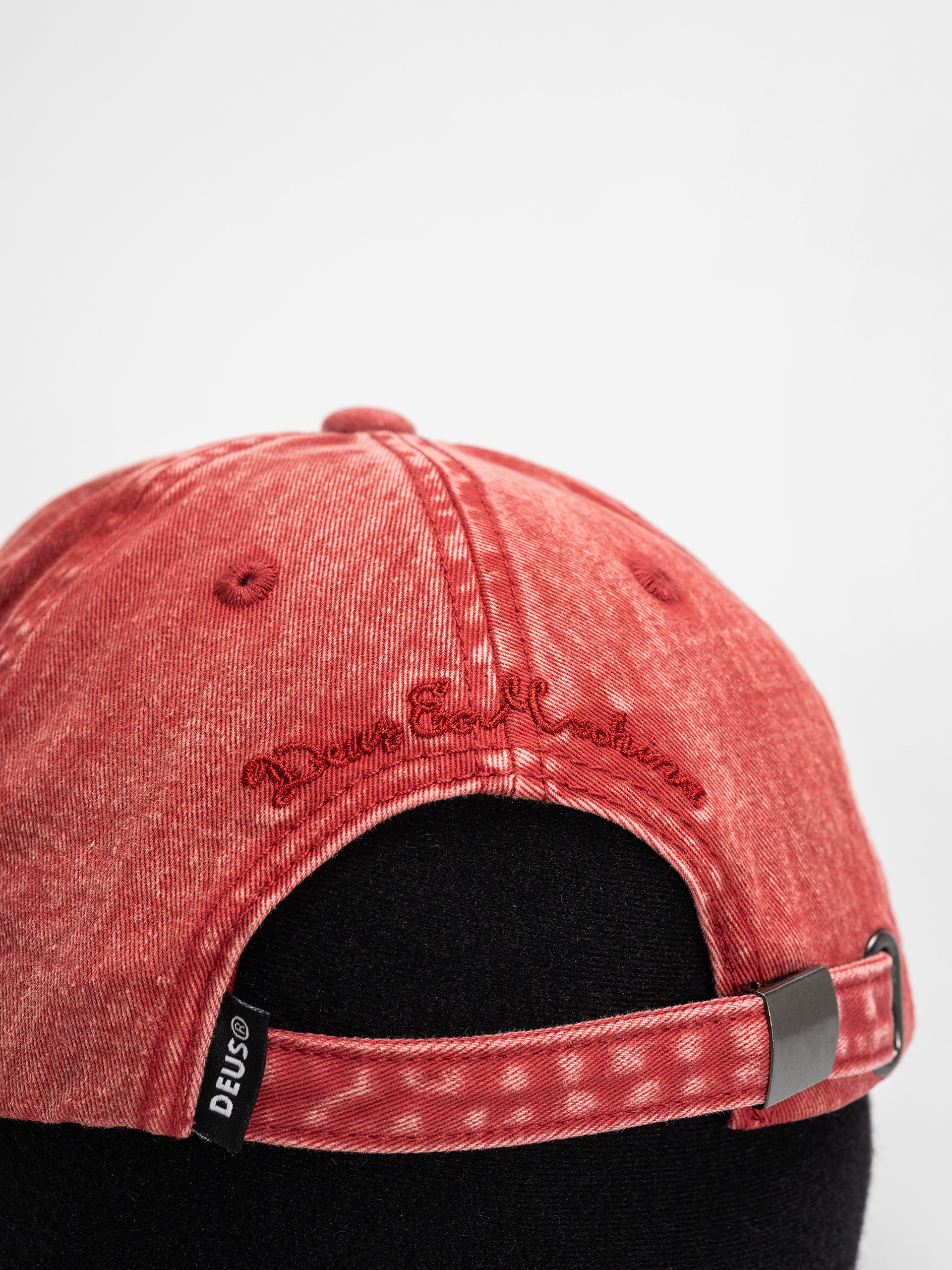 Deus Ex Machina Shield Garment Dyed Dad Cap Baseball sapka (lava falls red)