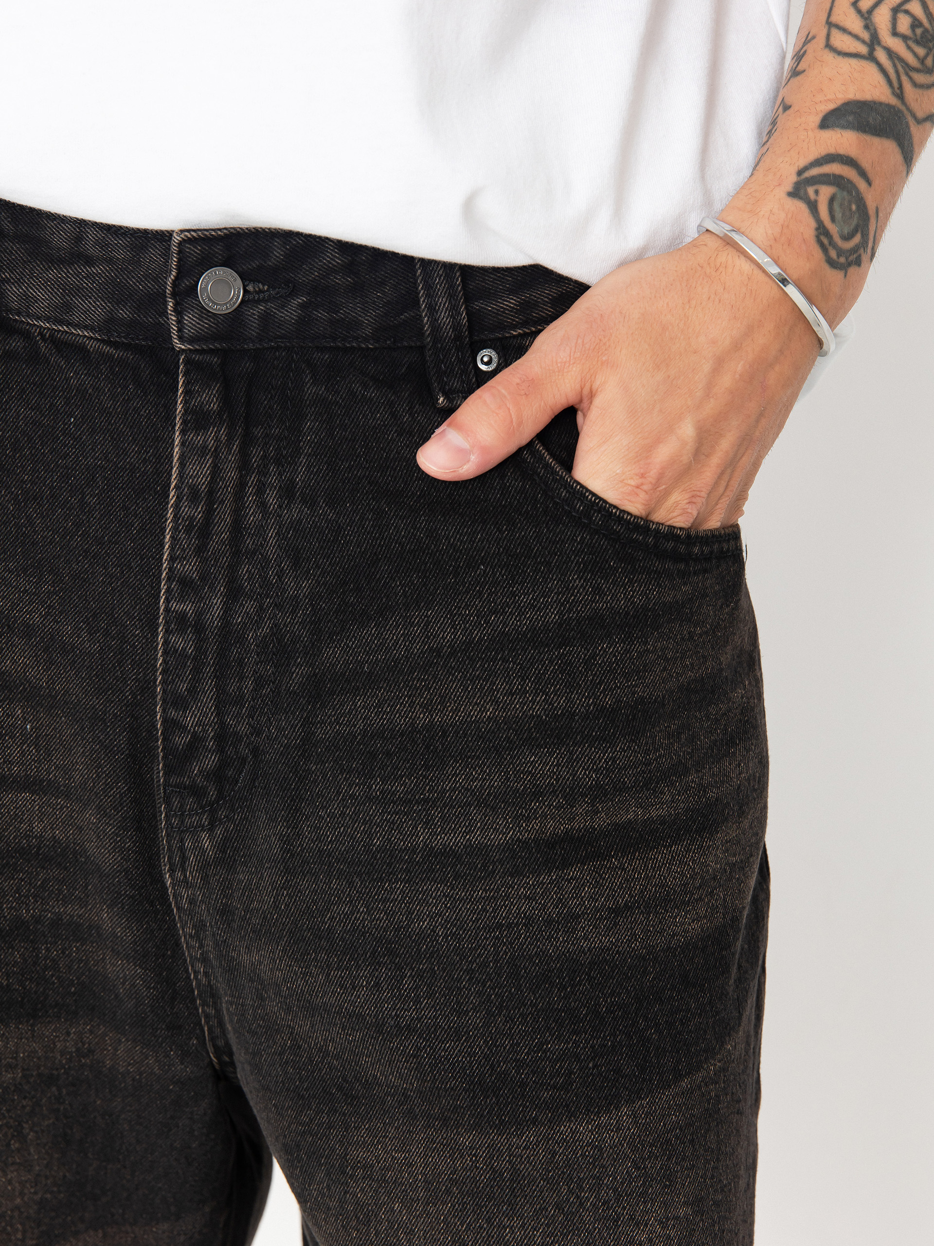 Wasted Paris Sandblast Casper Rövidnadrág (faded black)