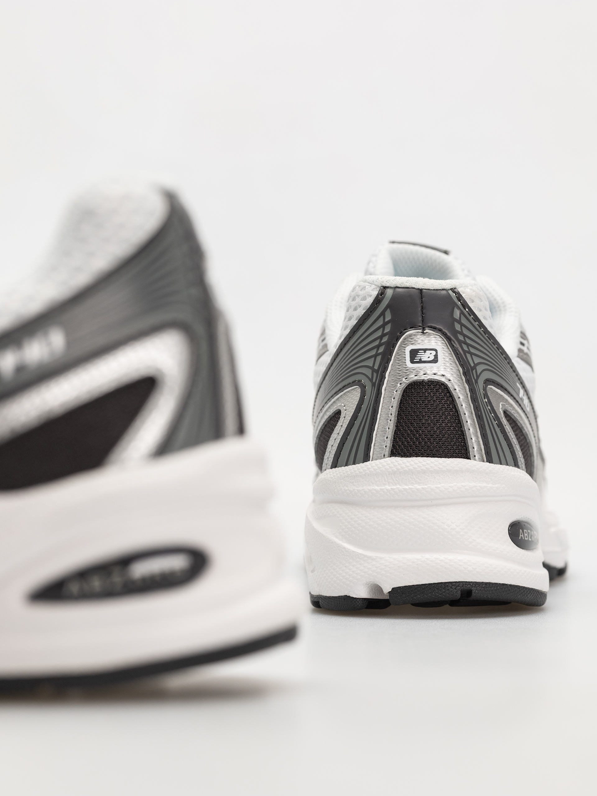 New Balance 740 Cipők (white)