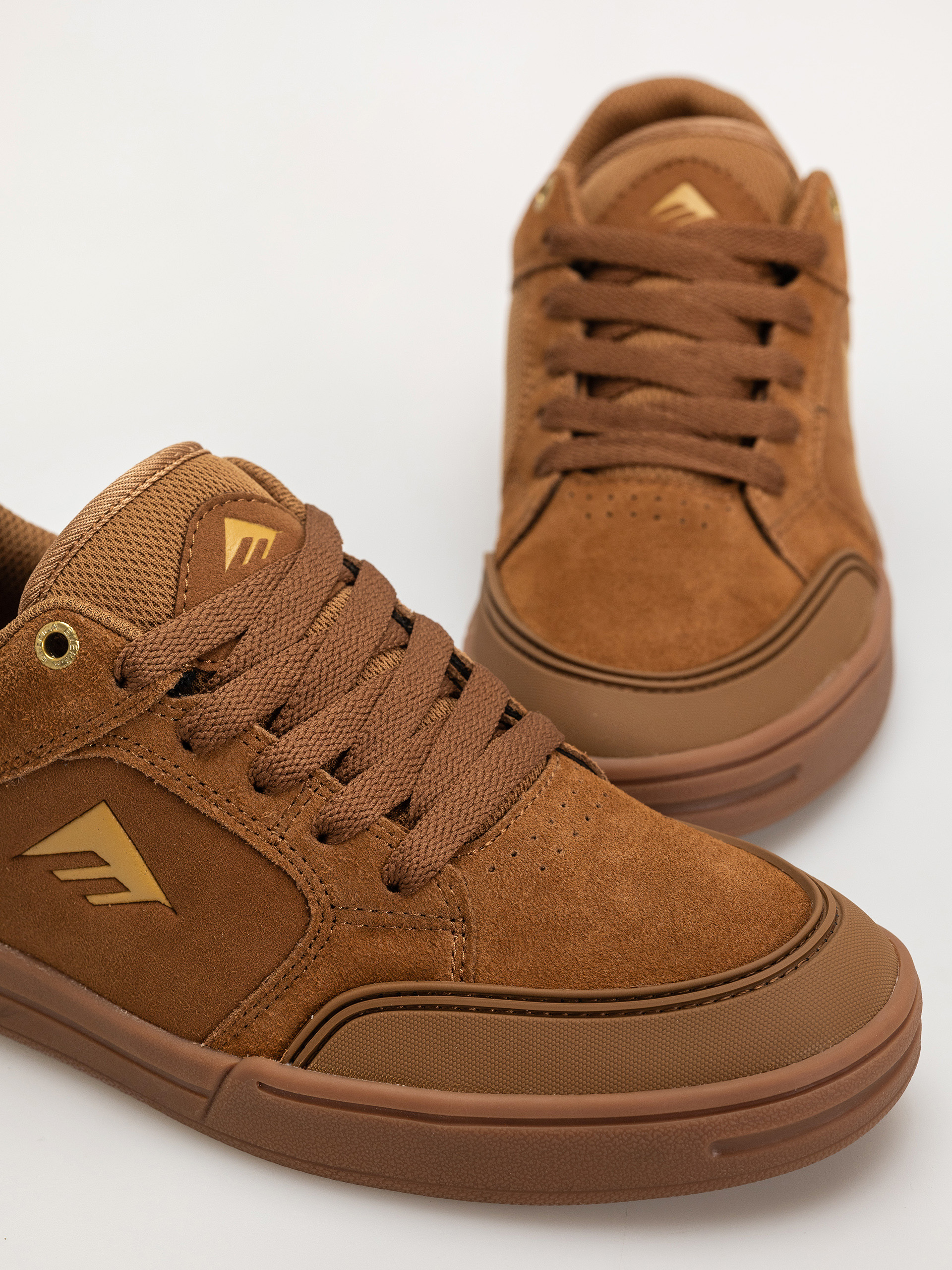 Emerica Heritic Cipők (brown/gum)