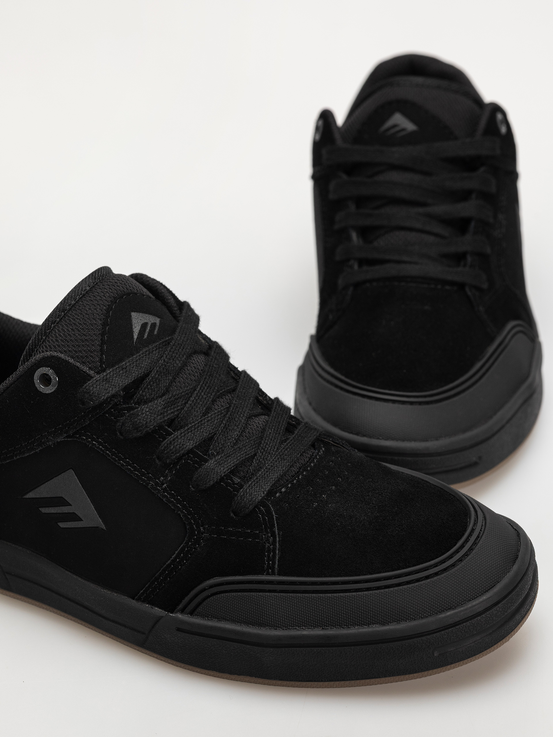 Emerica Heritic Cipők (black/black/gum)