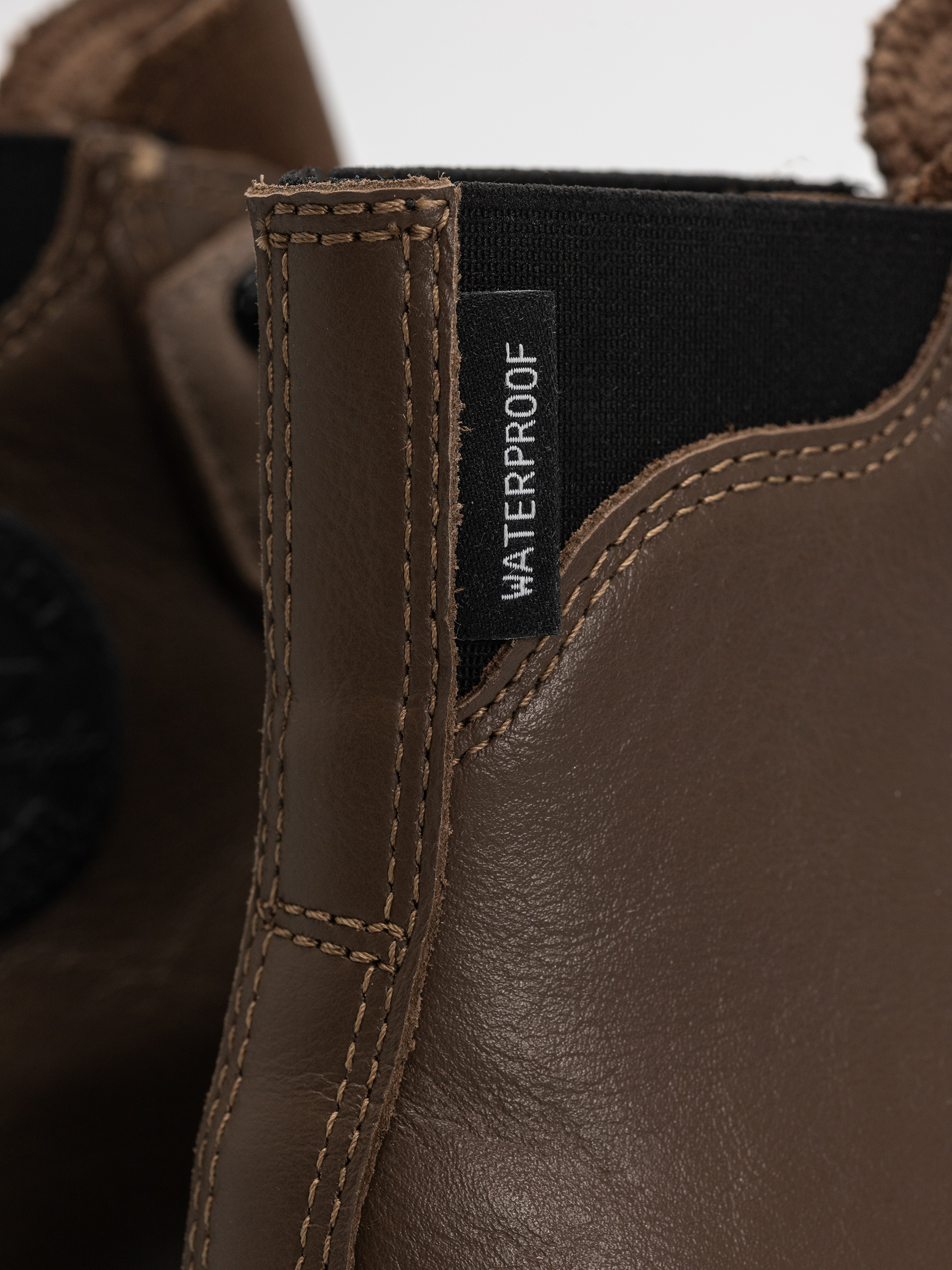 Cipők Converse Chuck Taylor City Trek Wp Hi (dark chocolate/black)