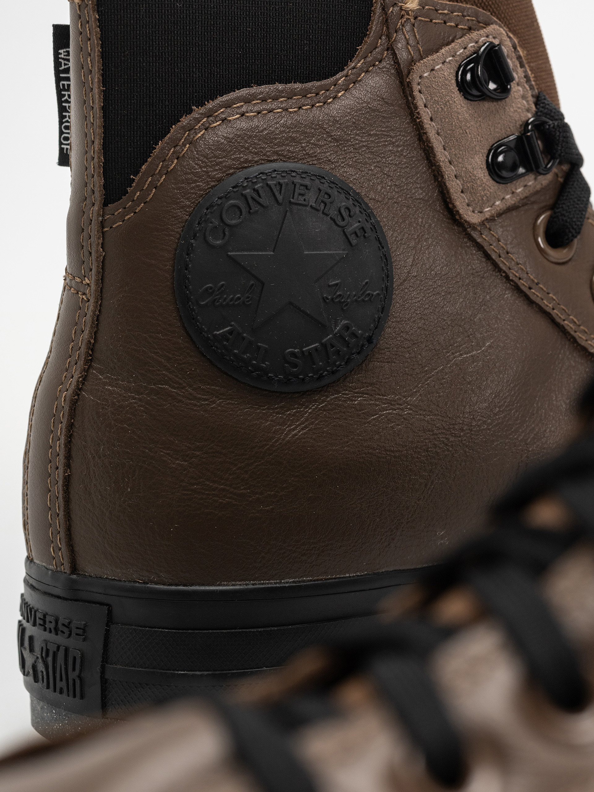 Cipők Converse Chuck Taylor City Trek Wp Hi (dark chocolate/black)