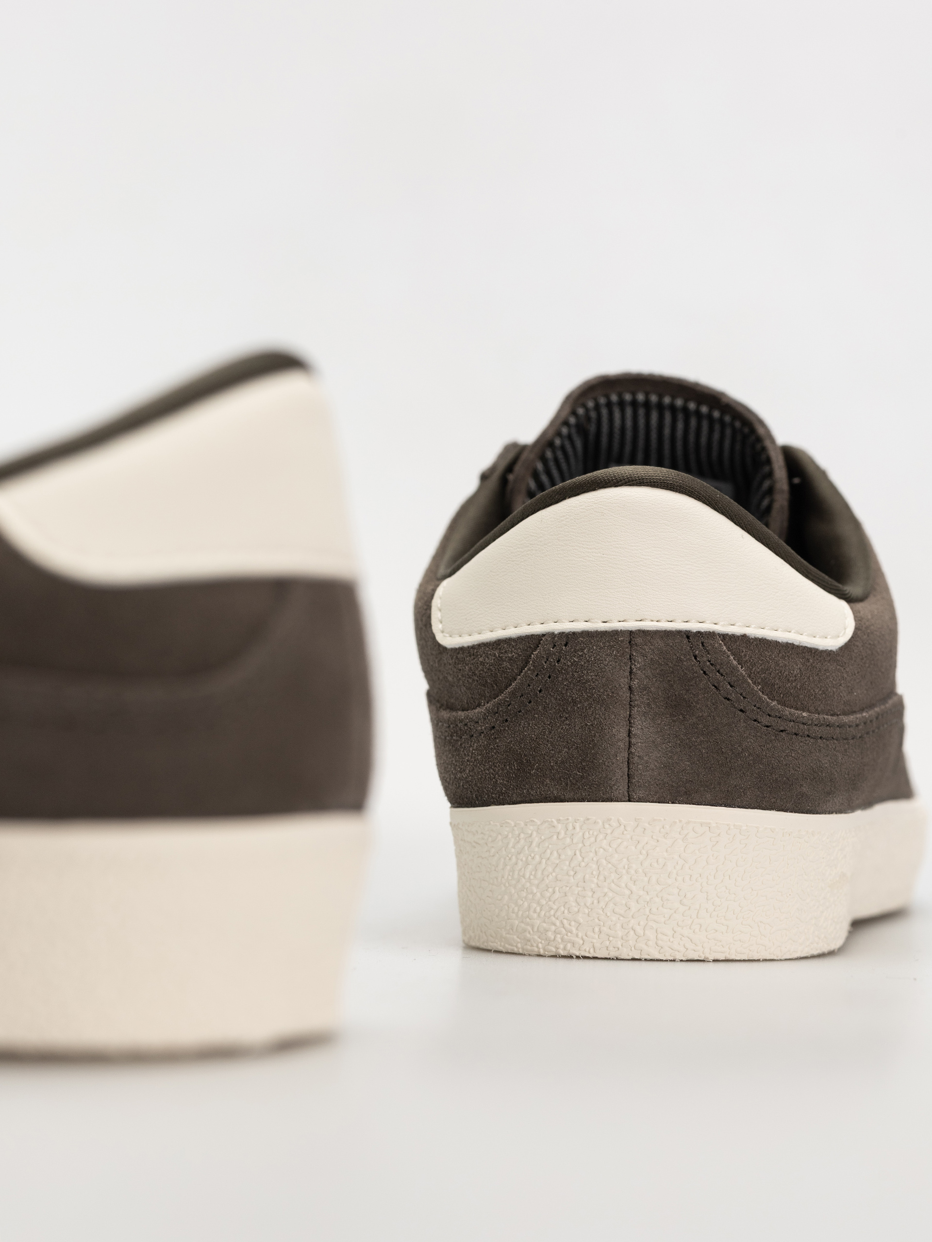 Cipők adidas Puig Indoor (shaoli/owhite/blubir)