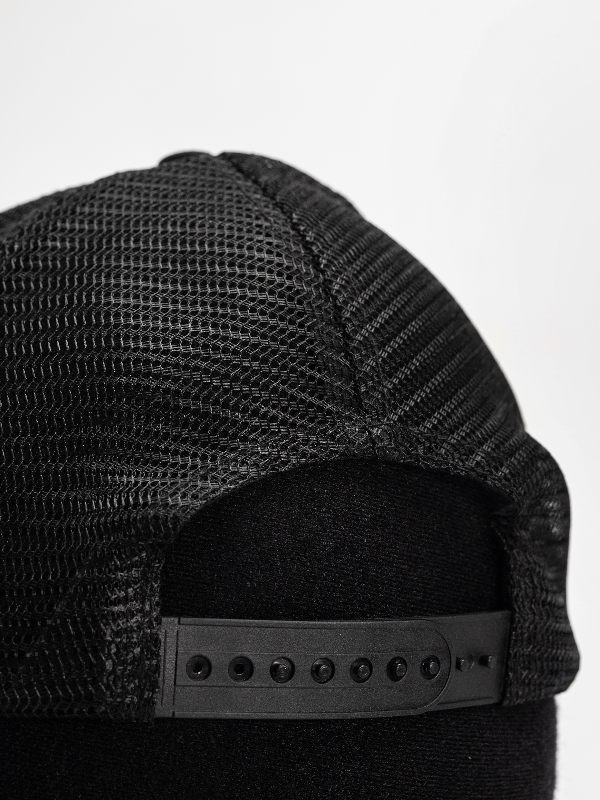 Baseball sapka Santa Cruz Natas SC Panther Meshback (white/black)