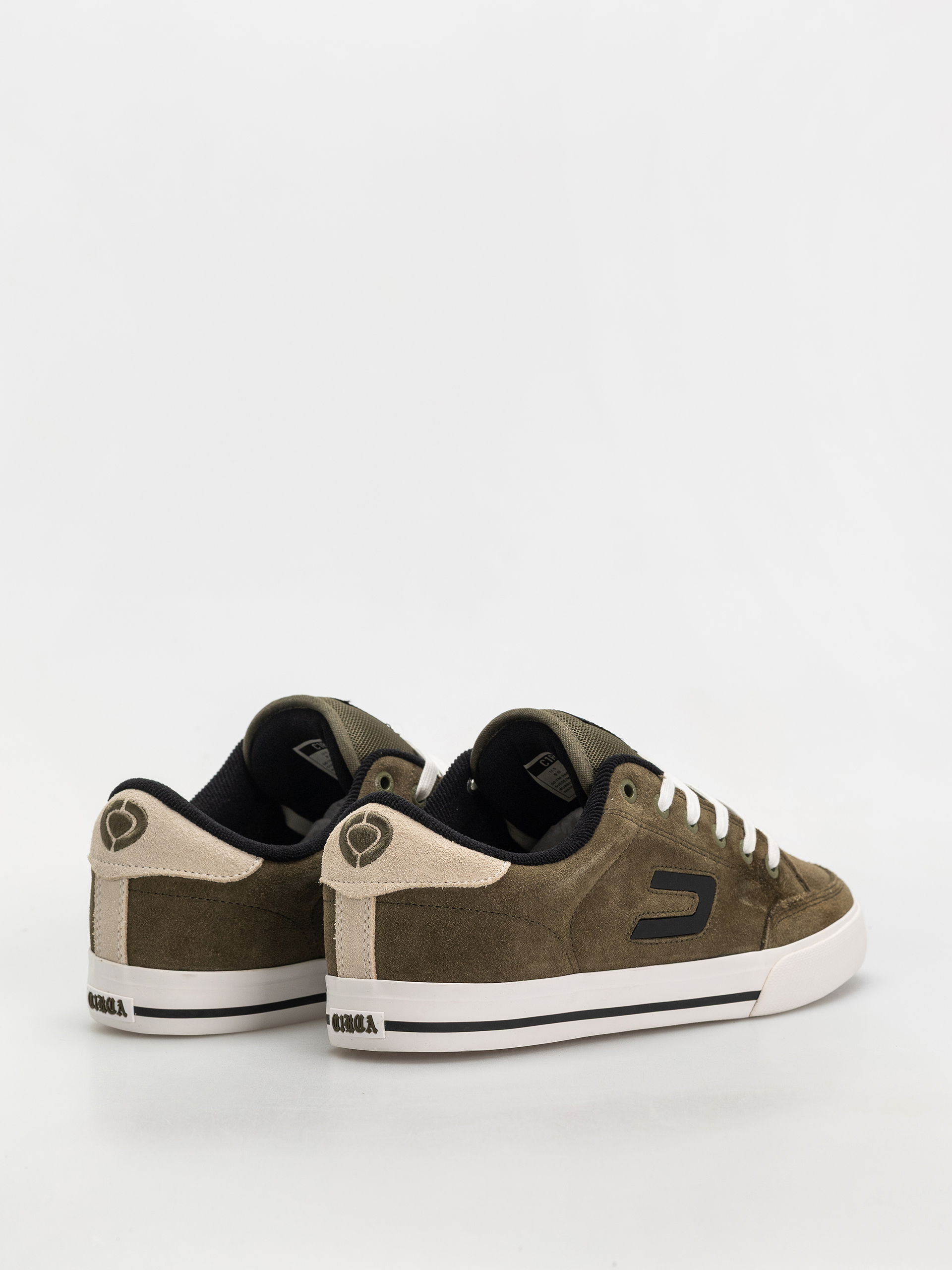 Circa 50 Tm Cipők (beech/black/white)