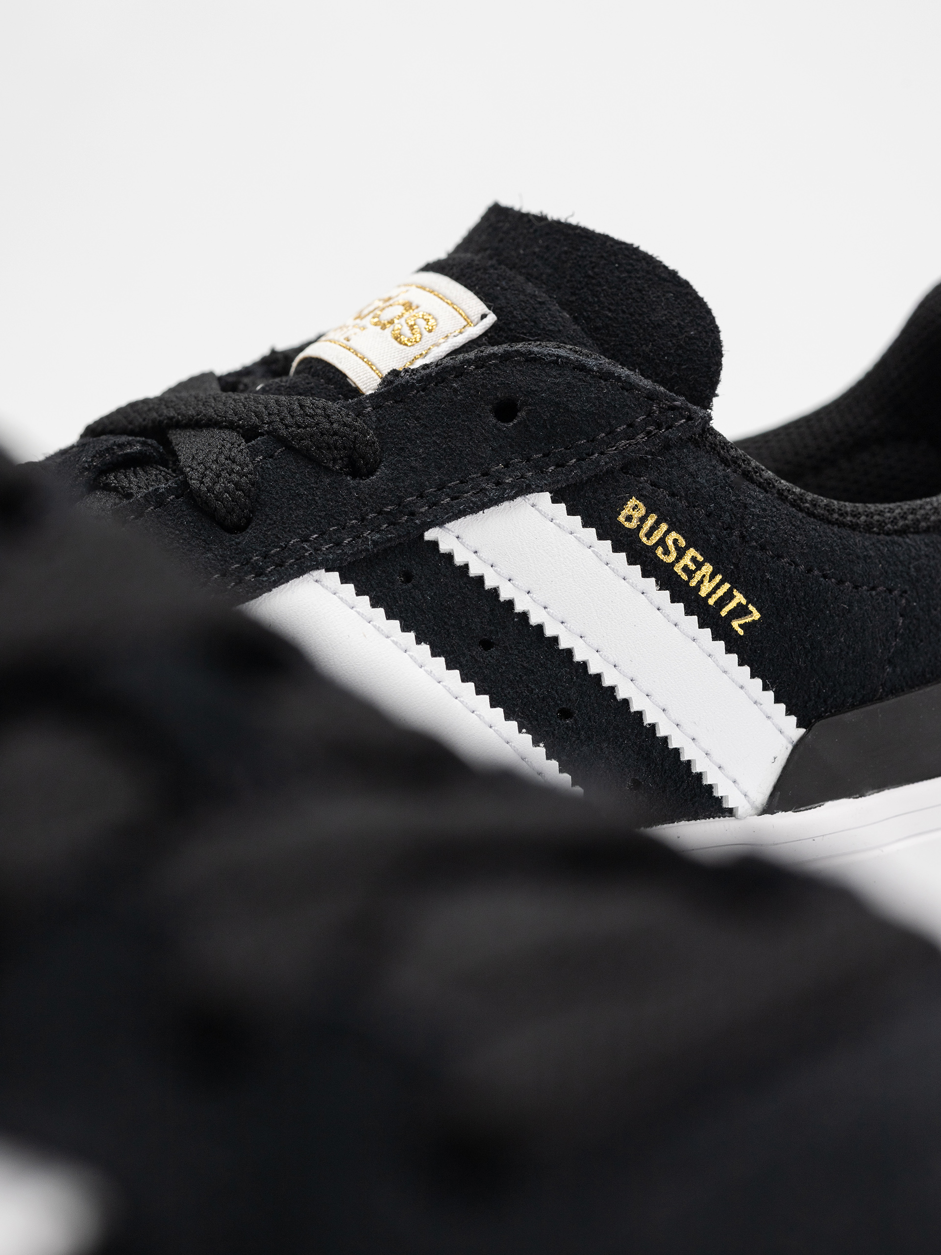 adidas Busenitz Vulc II Cipők (cblack/ftwwht/gum4)