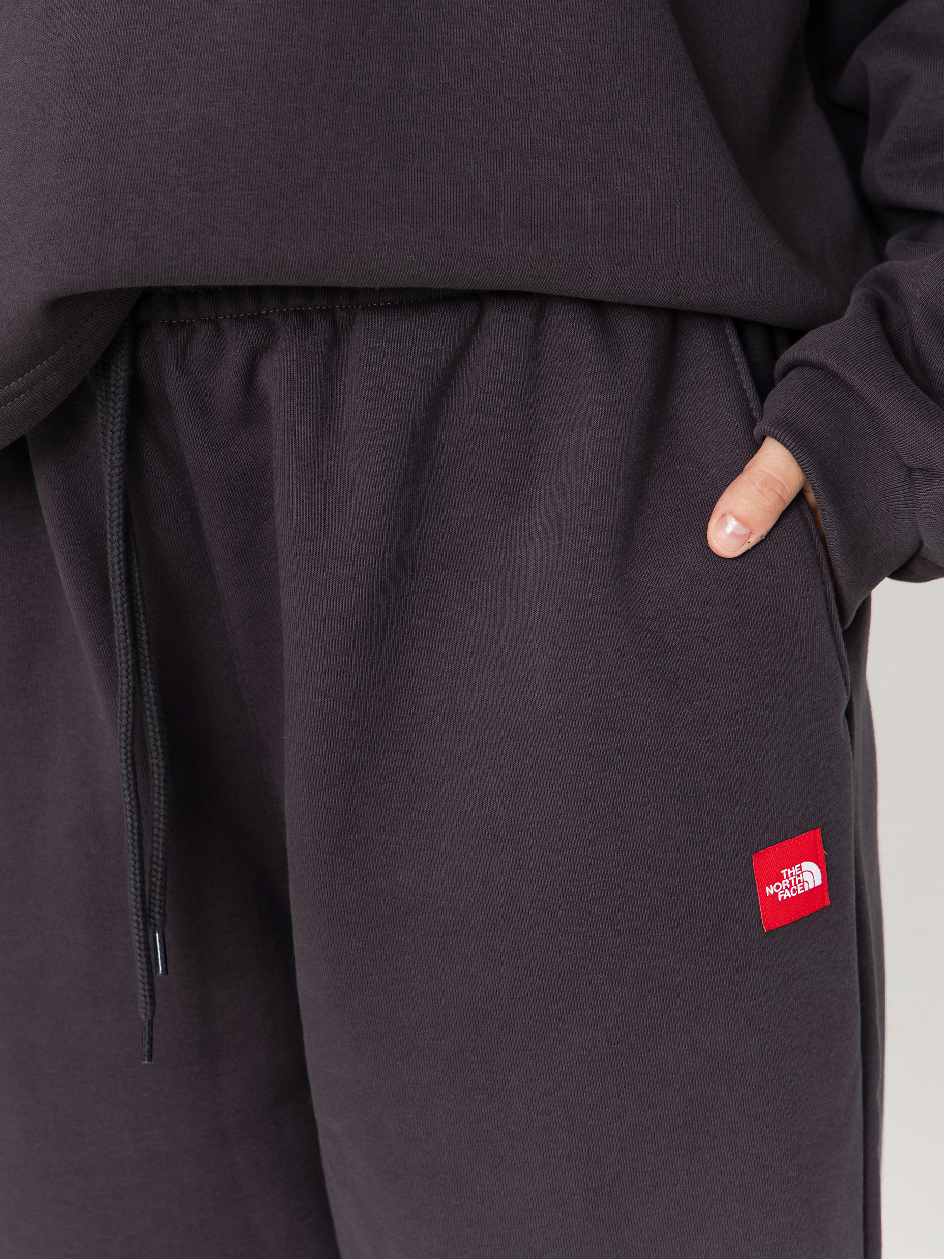 The North Face Red Box Kisnadrág (obsidian)