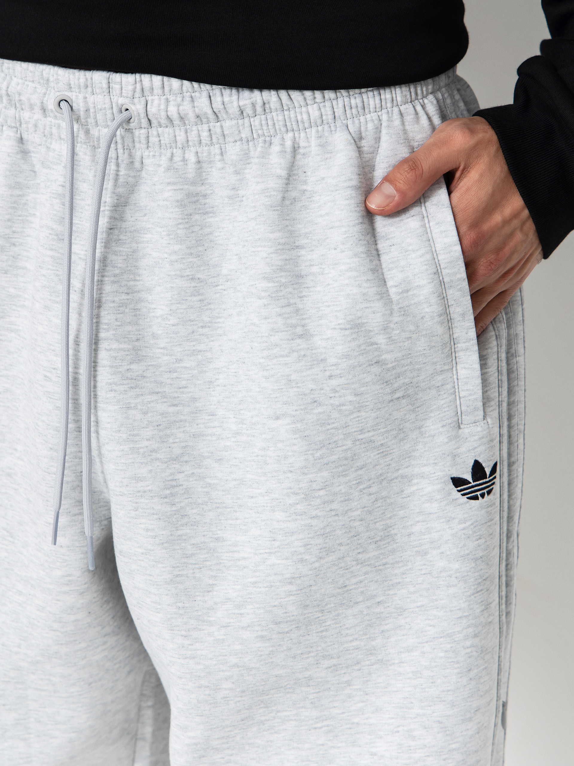 adidas Tech Fleece Kisnadrág (lgreyh/black)