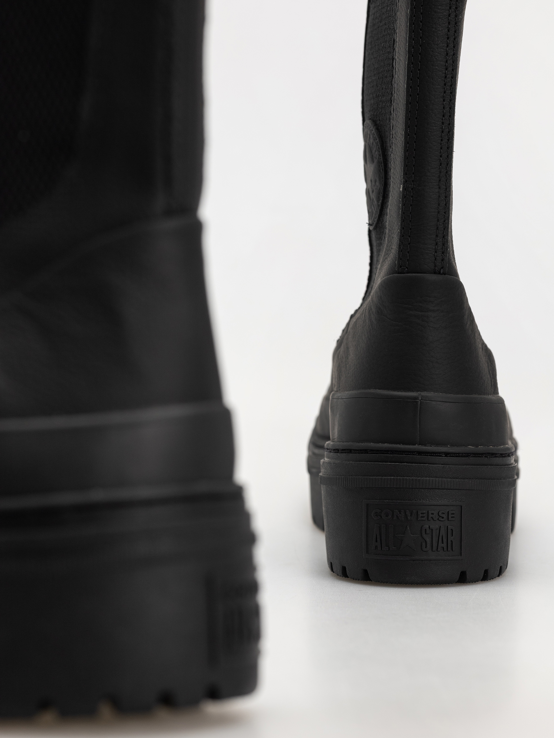 Converse Chuck Taylor All Star Lugged Heel Chelsea Wmn Cipők (black)