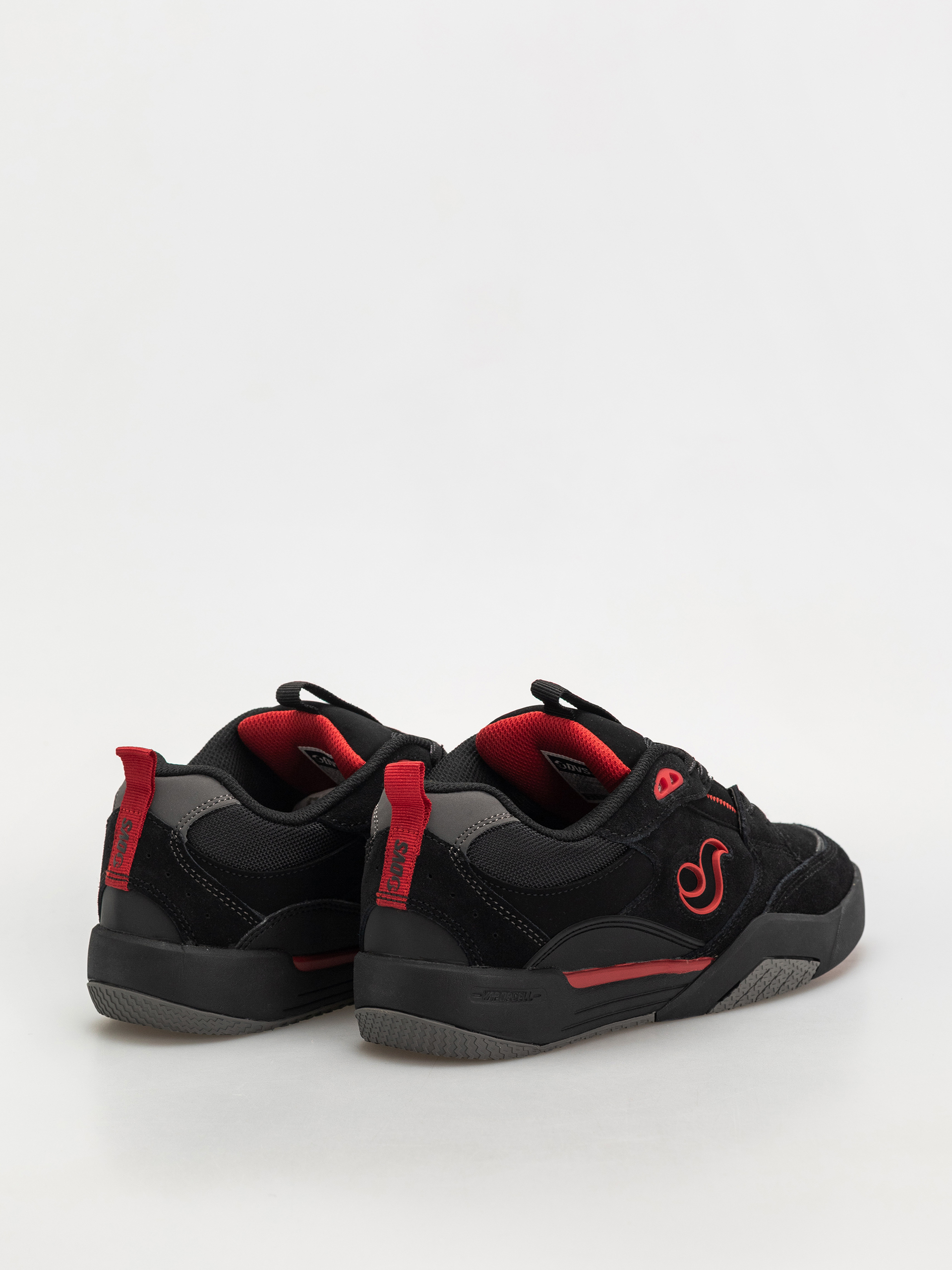 DVS Slot Cipők (blk/blk/red)