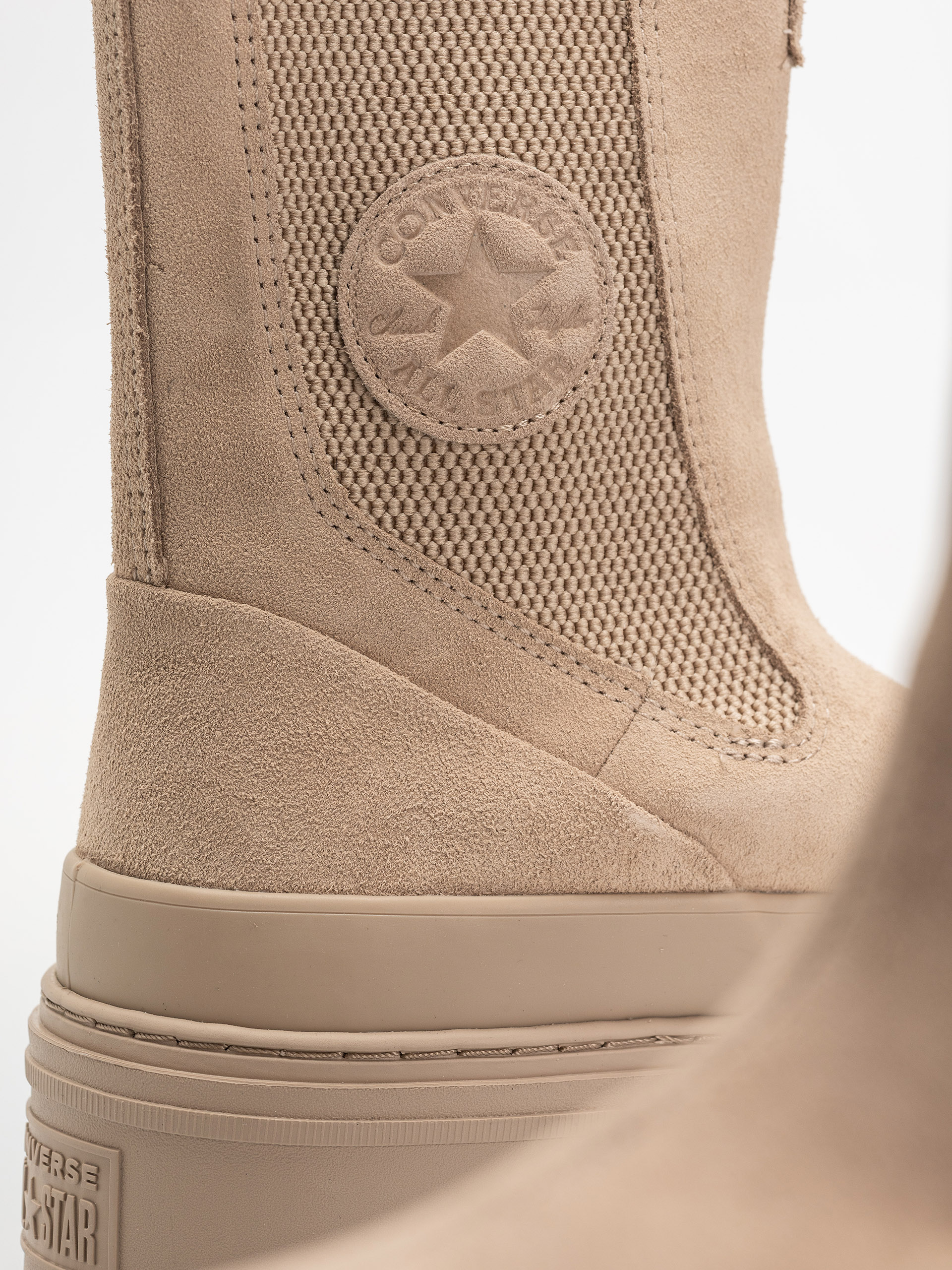 Converse Chuck Taylor All Star Lugged Heel Chelsea Wmn Cipők (sand/chocolate)