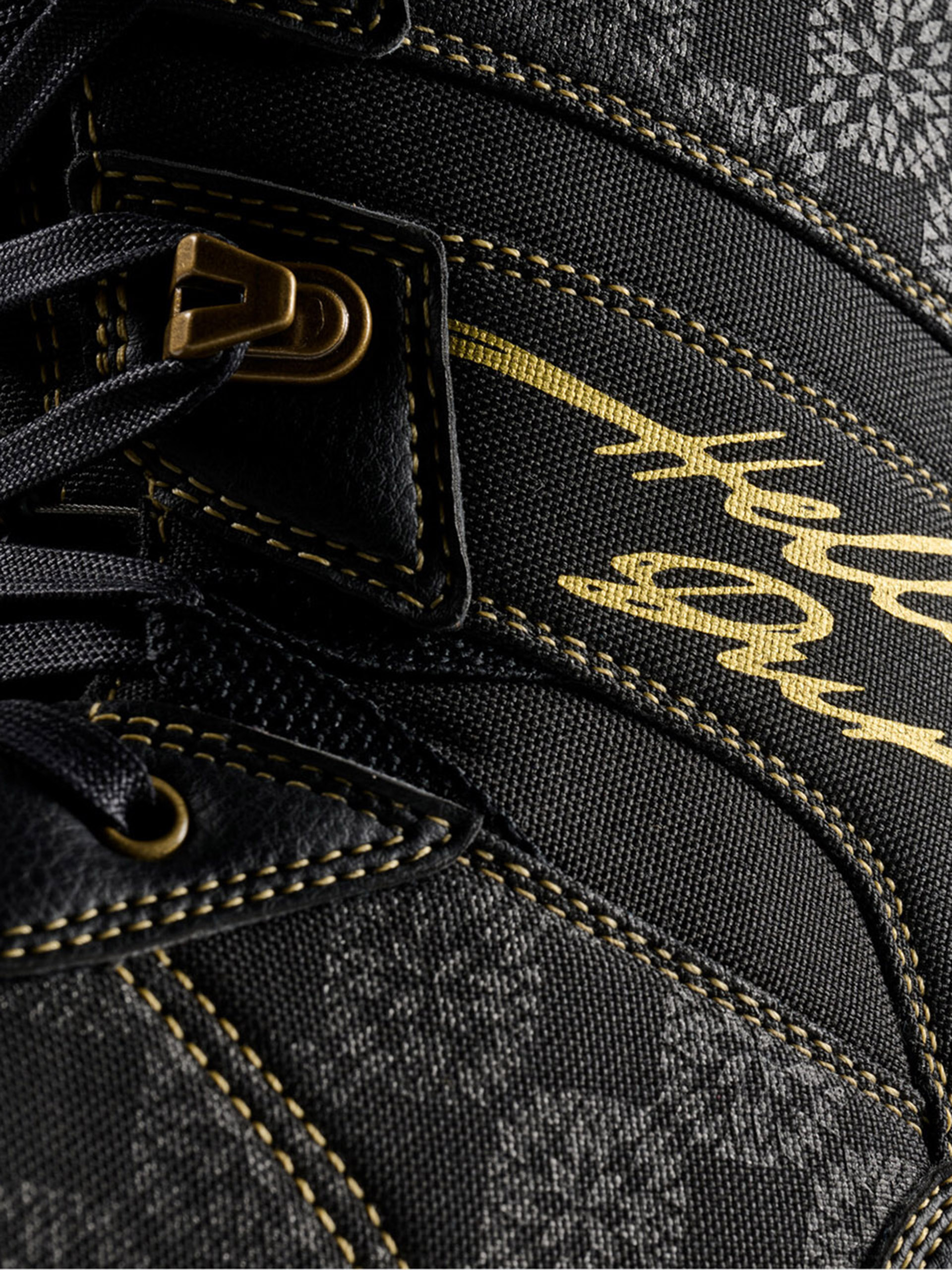 Férfi Snowboard cipők Vans Invado Pro (black/gold)