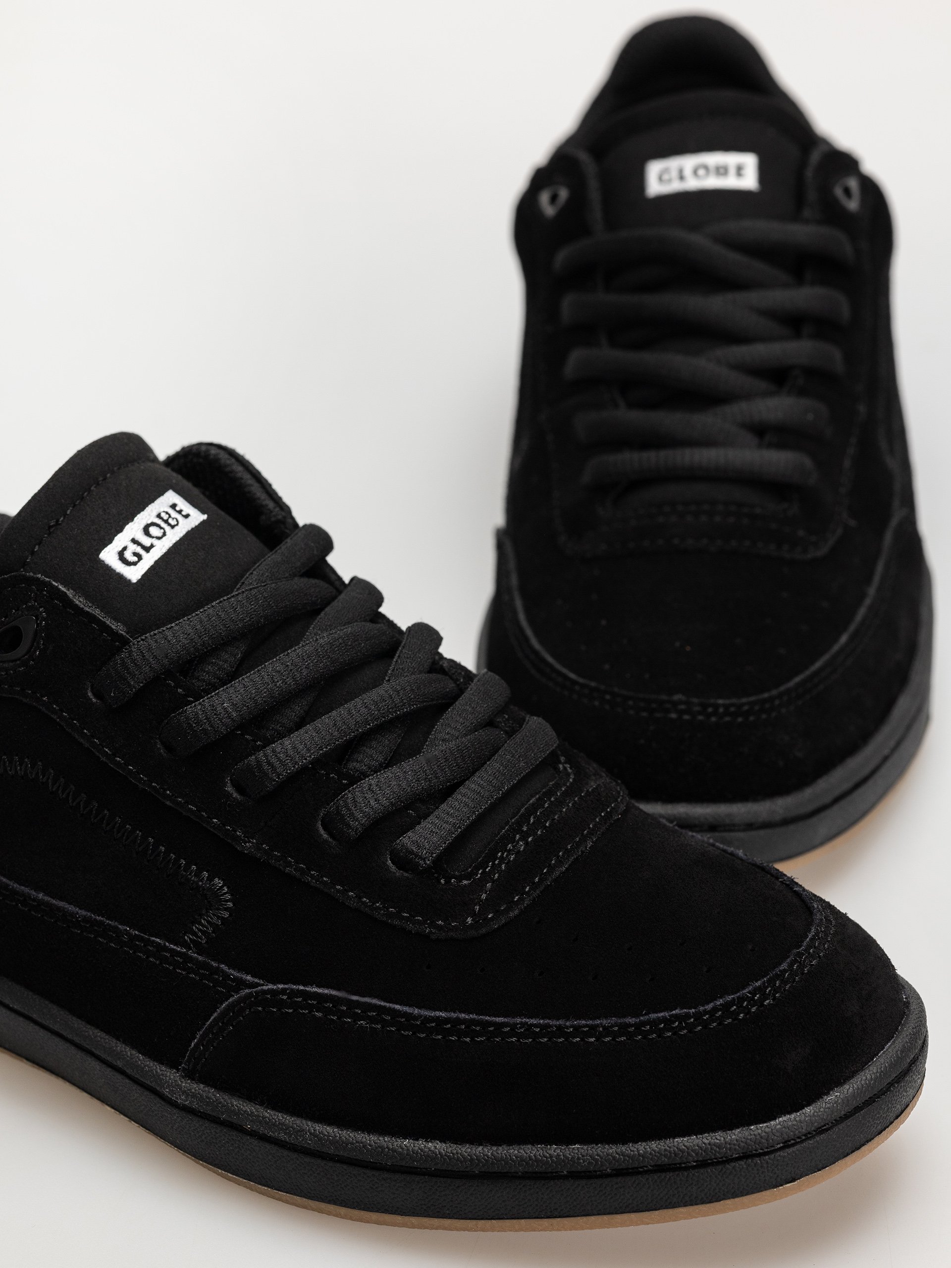 Globe Holand Cipők (black suede)