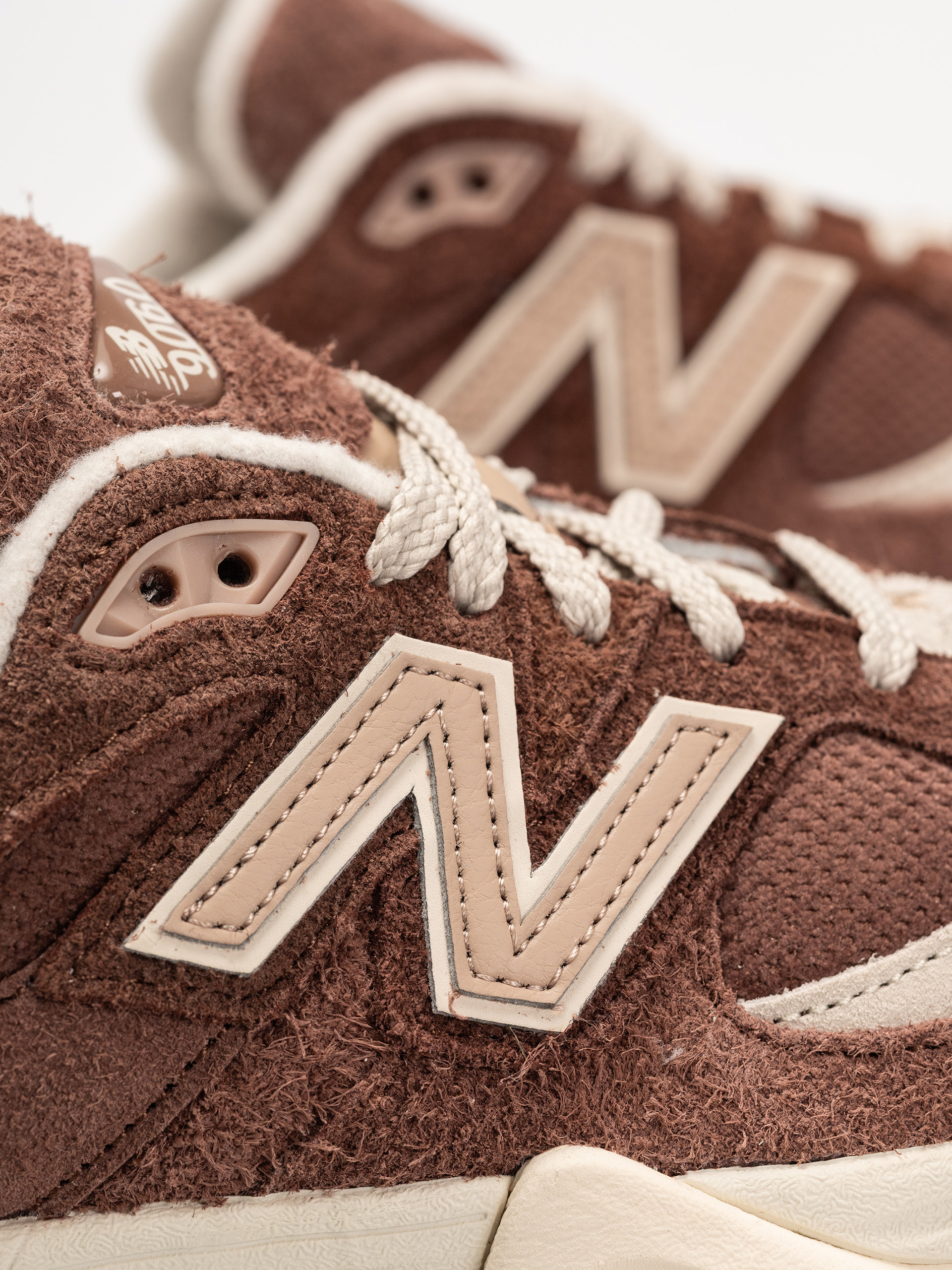 New Balance 9060 Cipők (rich oak)