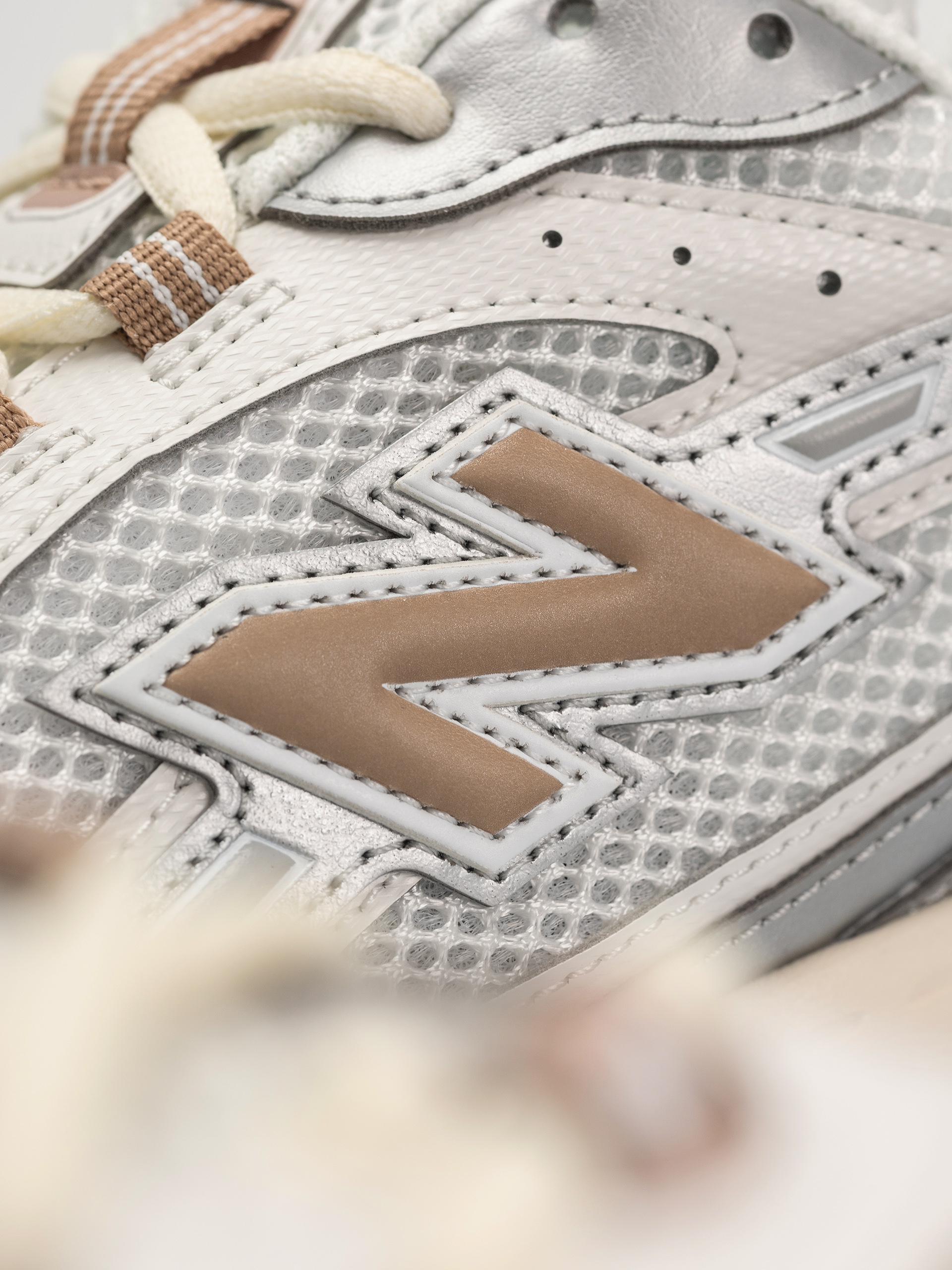 New Balance 204 Cipők (silver metallic)