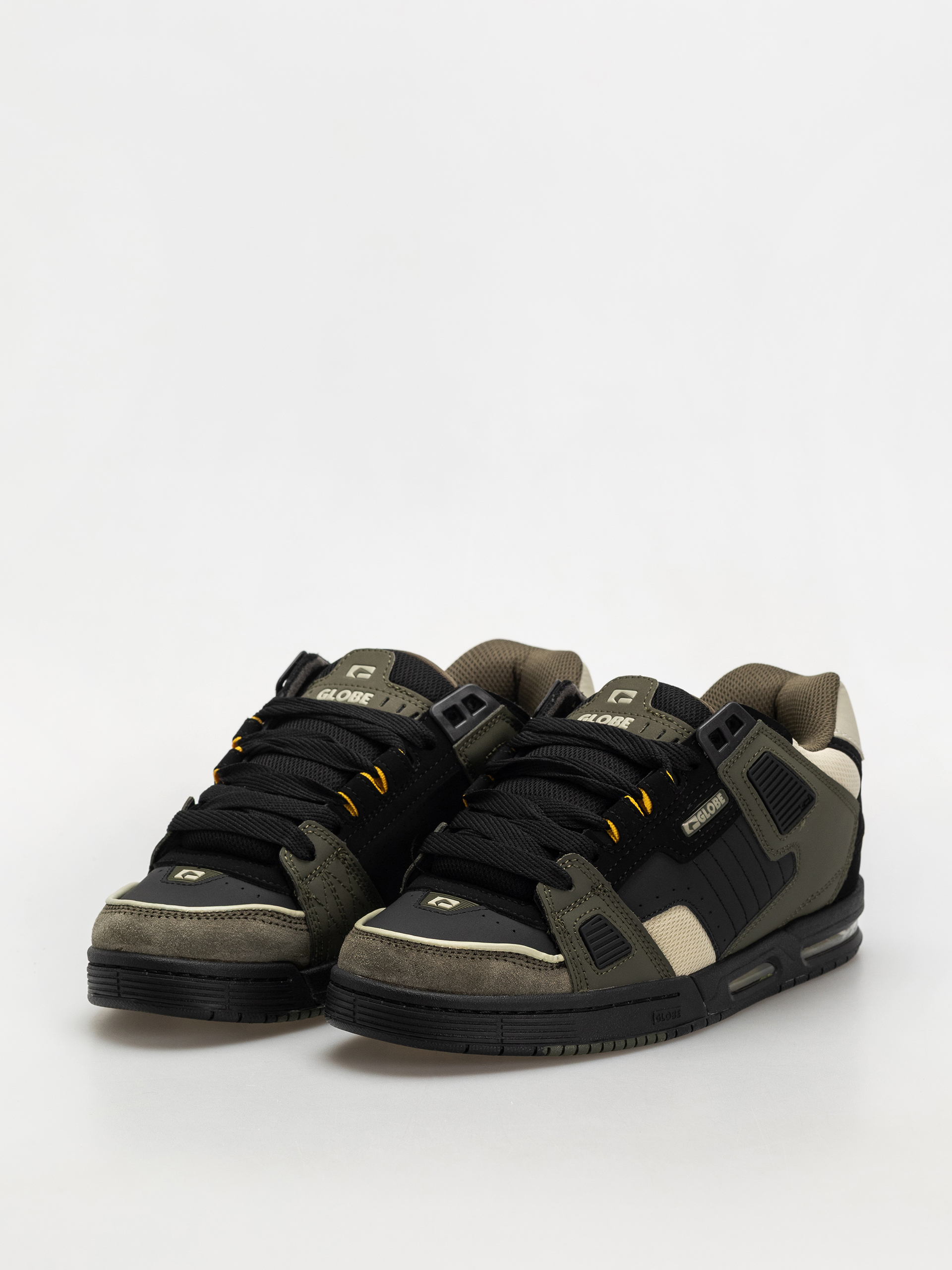 Globe Sabre Cipők (black/army)