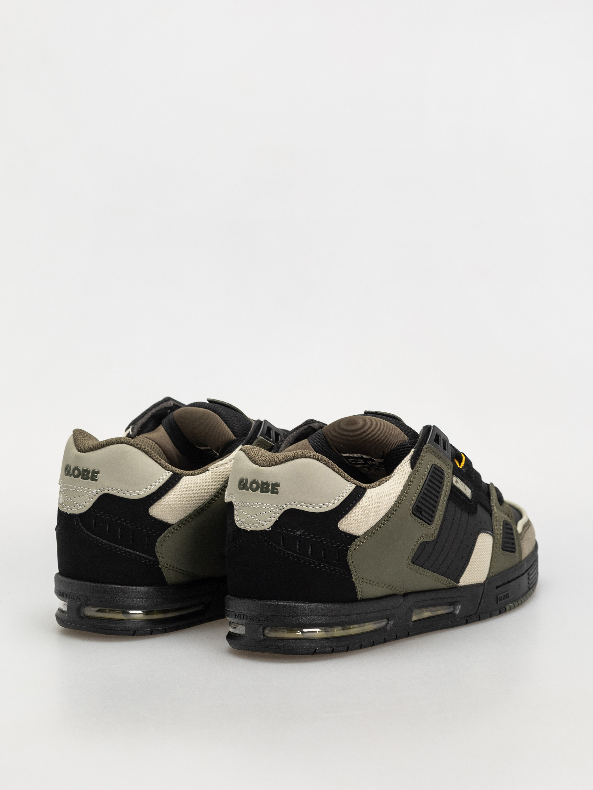 Globe Sabre Cipők (black/army)