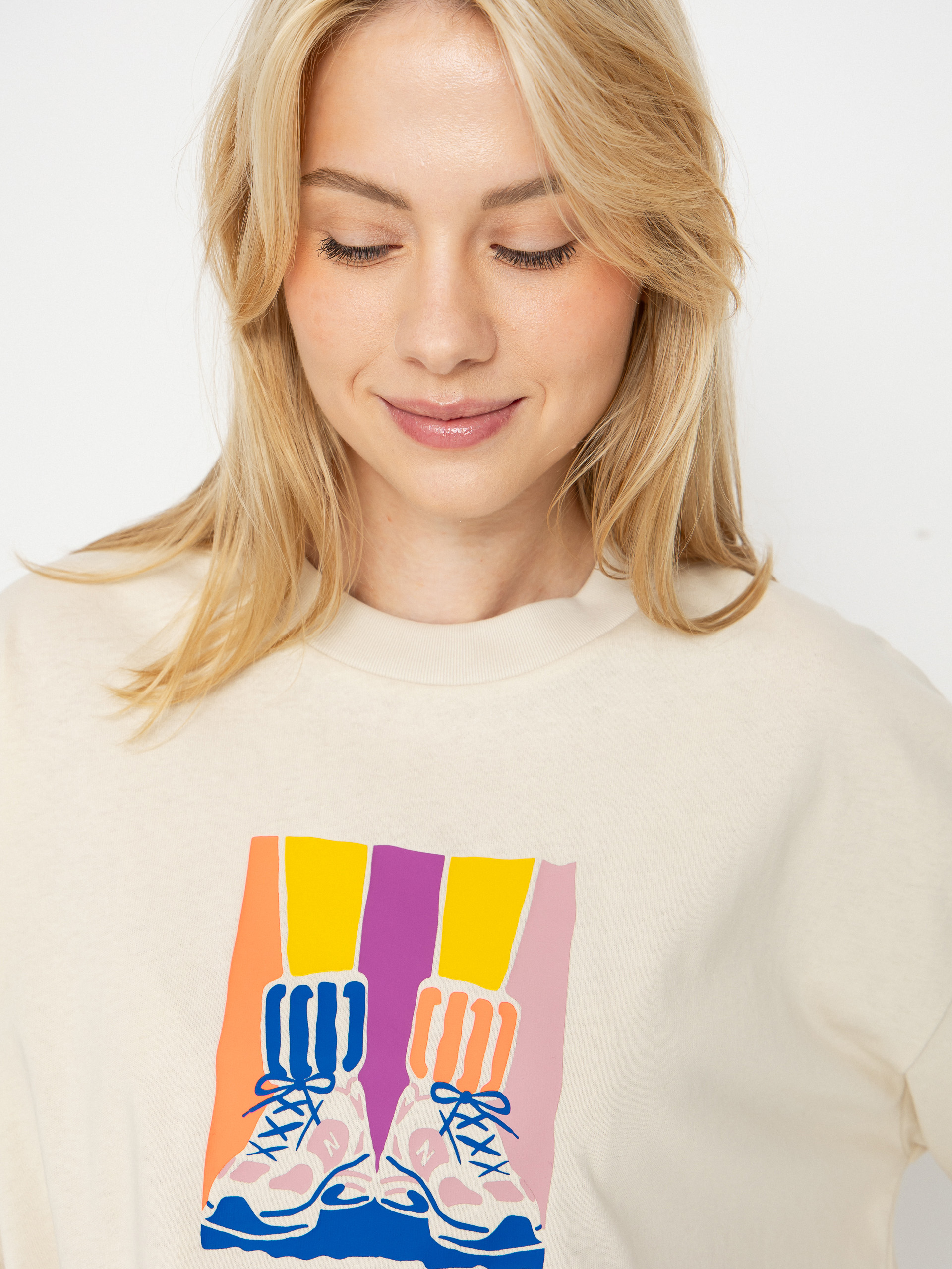 New Balance Athletics Gradient Shoes Wmn Póló (beige)