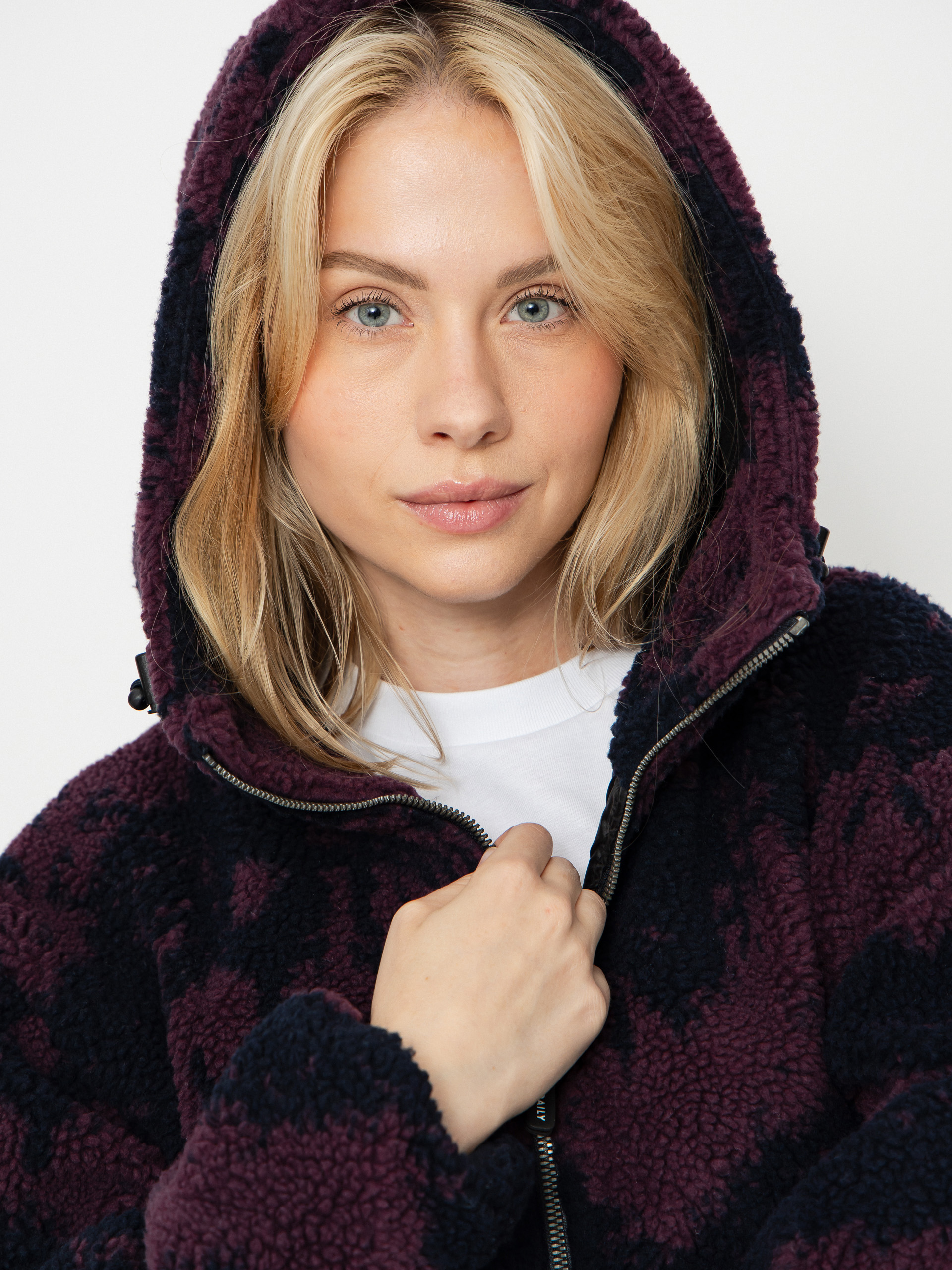 Dzseki Iriedaily Pat Teddy Wmn (navy red)