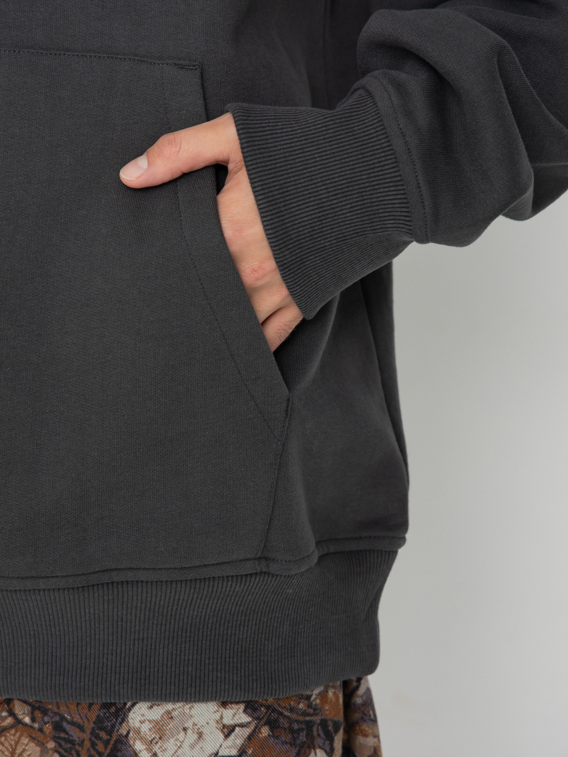 Kapucnis pulóver The North Face Powder Days Relaxed HD (asphalt grey)