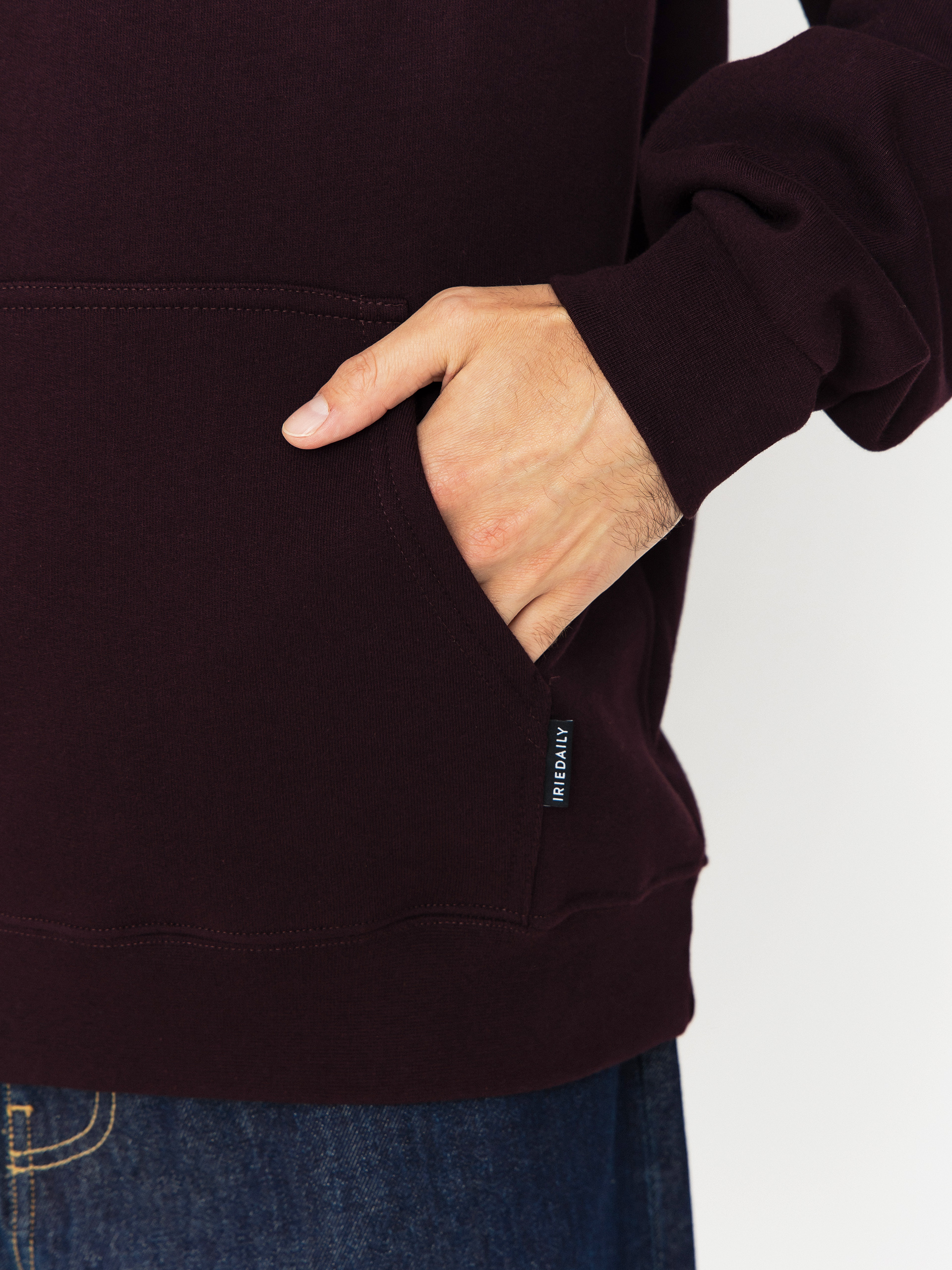 Kapucnis pulóver Iriedaily Play Different HD (aubergine)