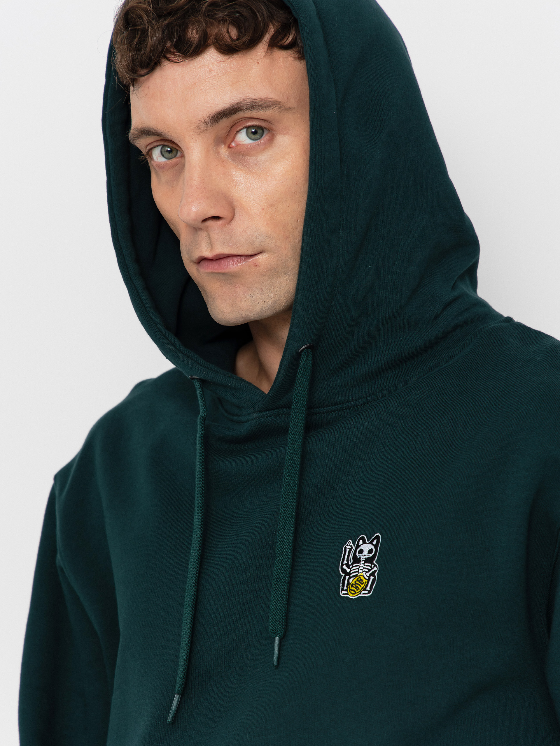 Kapucnis pulóver Iriedaily Bone Cat HD (nightforest)