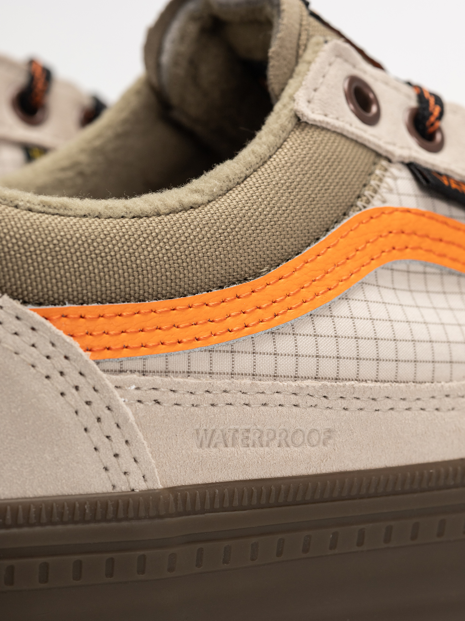 Vans Mte Old Skool Waterproof Insulated Cipők (taupe/orange)