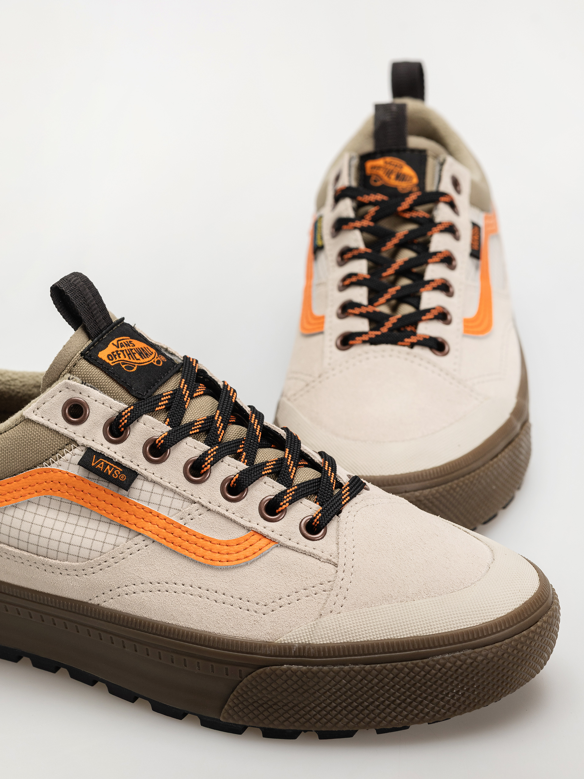 Vans Mte Old Skool Waterproof Insulated Cipők (taupe/orange)