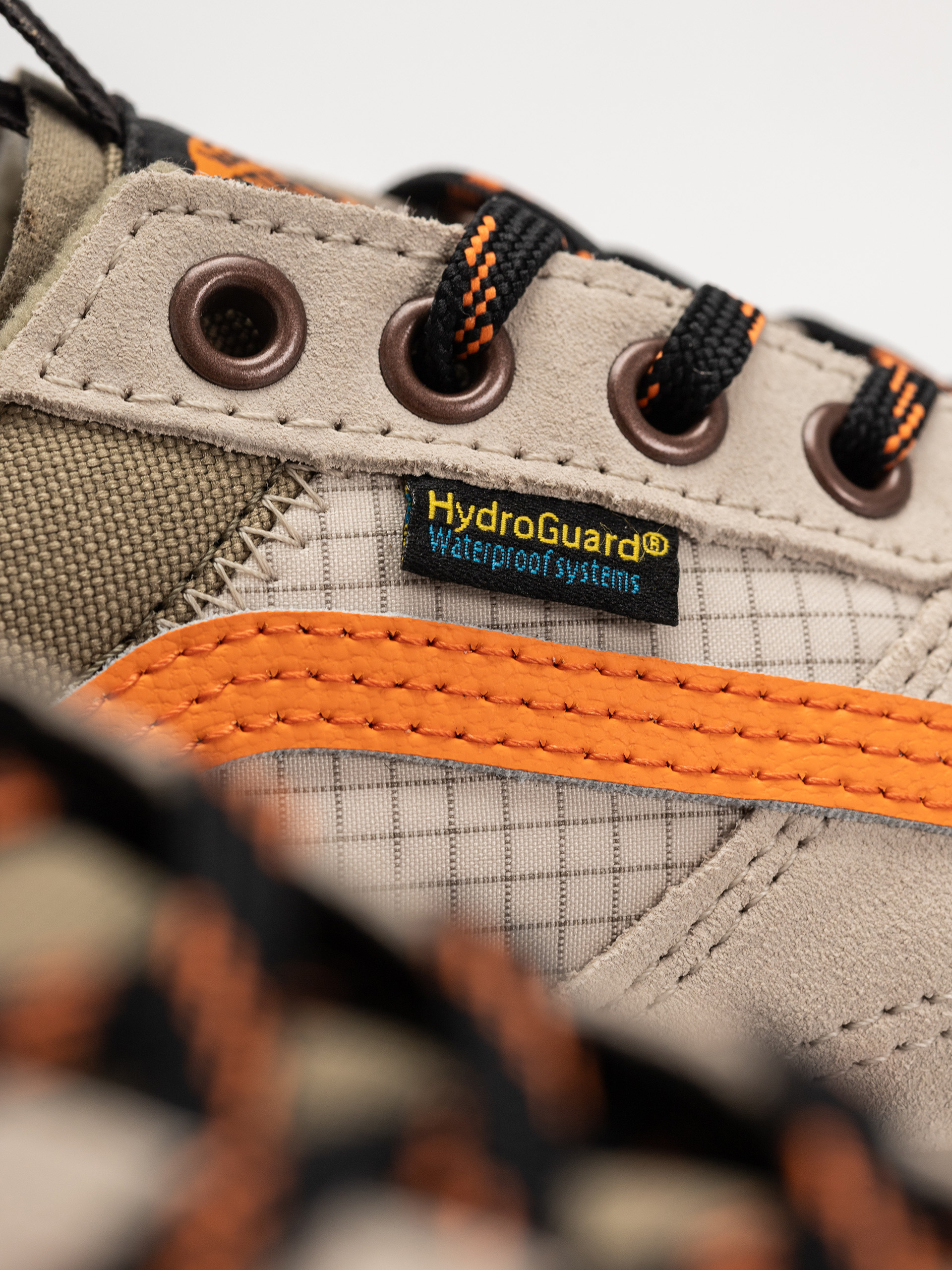 Vans Mte Old Skool Waterproof Insulated Cipők (taupe/orange)