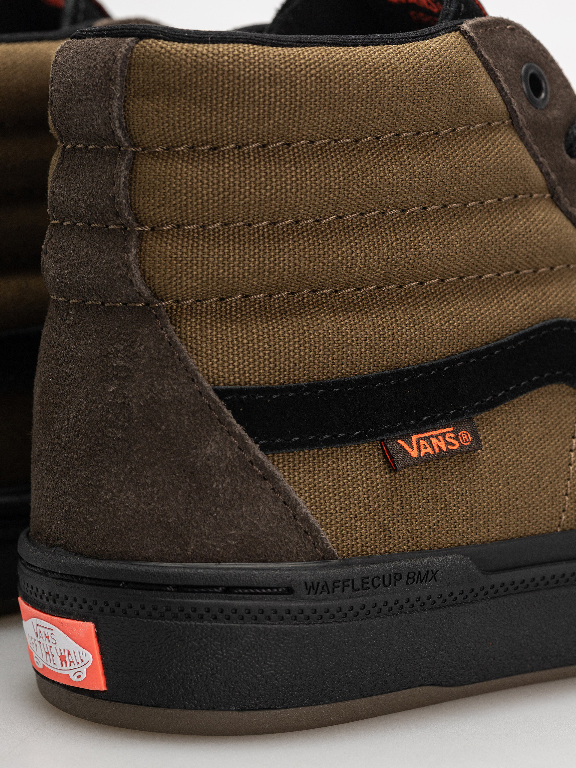 Vans X Odyssey Bmx Sk8 Hi Cipők (coal brown)